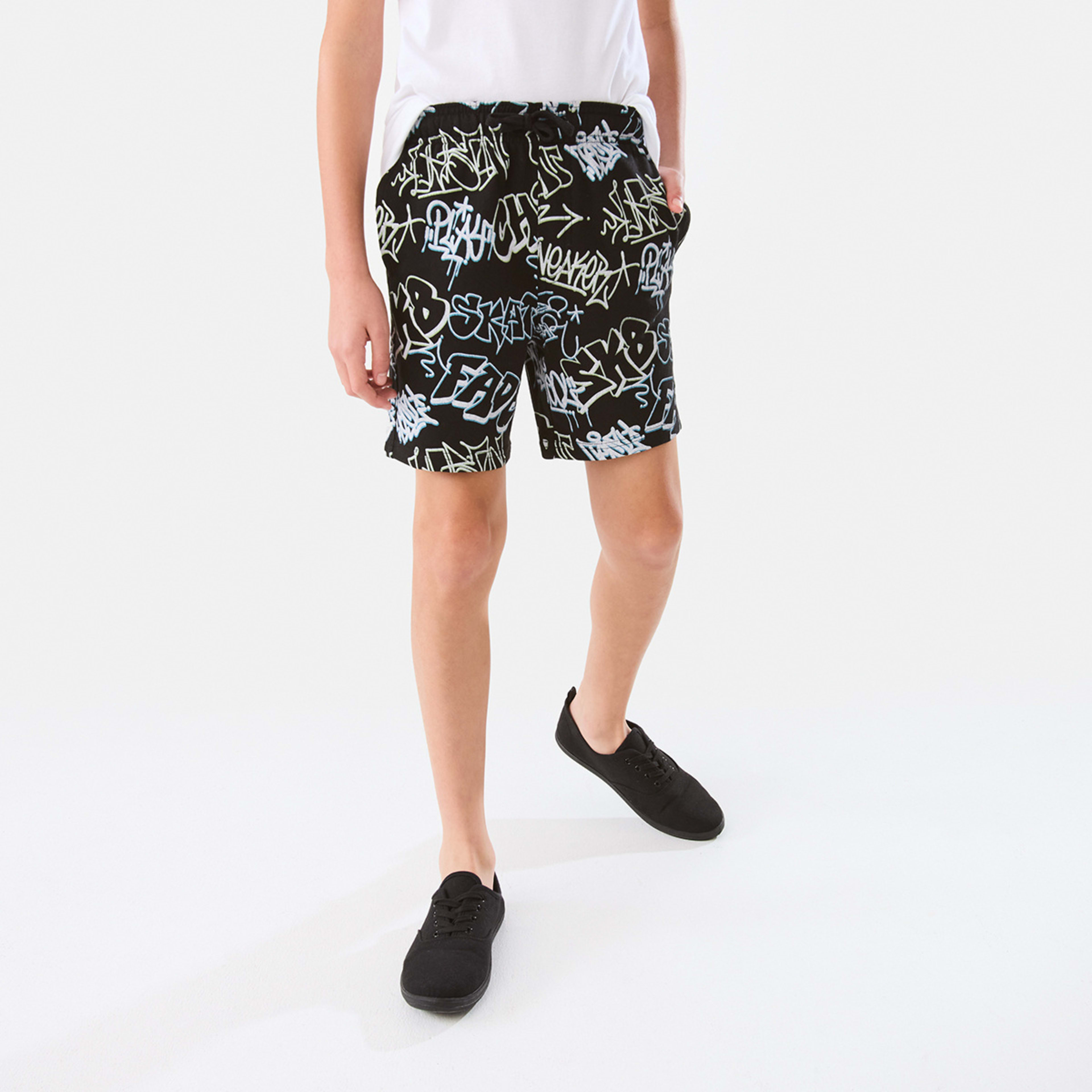 1 All Over Print Knit Shorts Blk Urbgrf, 1 of 7