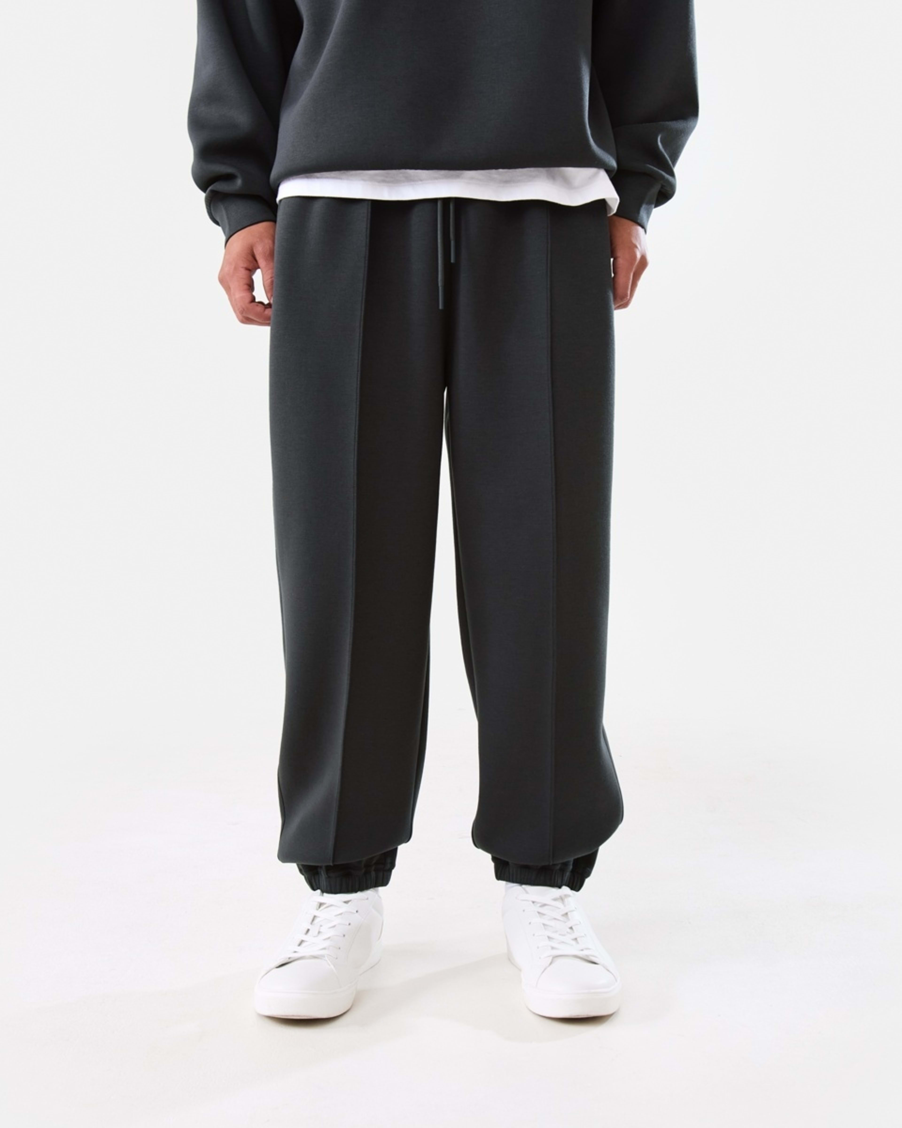 1 Scuba Trackpants VOLCANIC ROCK