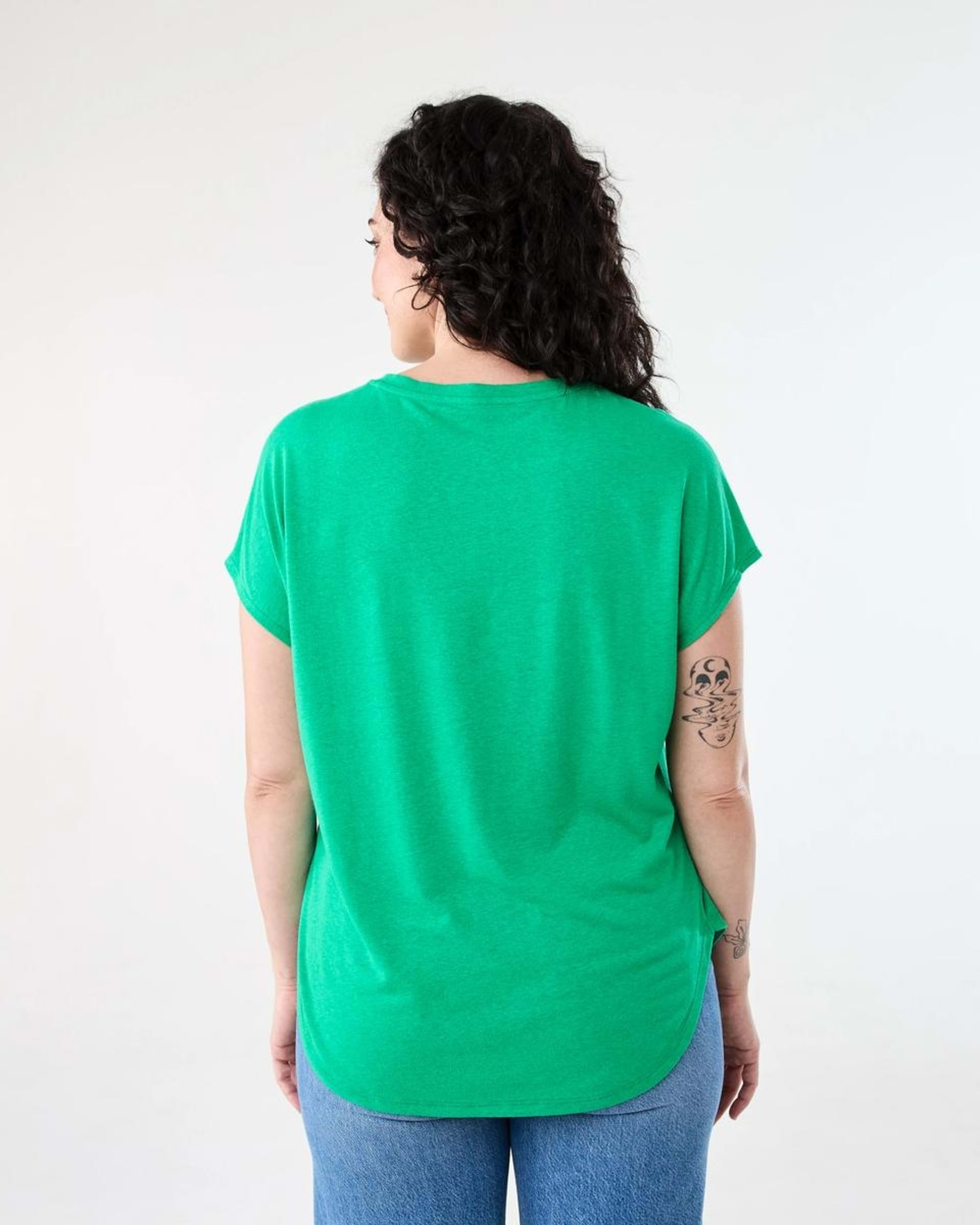 3 Short Sleeve Linen Blend Extended Sleeve Top SIMPLY GREEN, 3 of 6