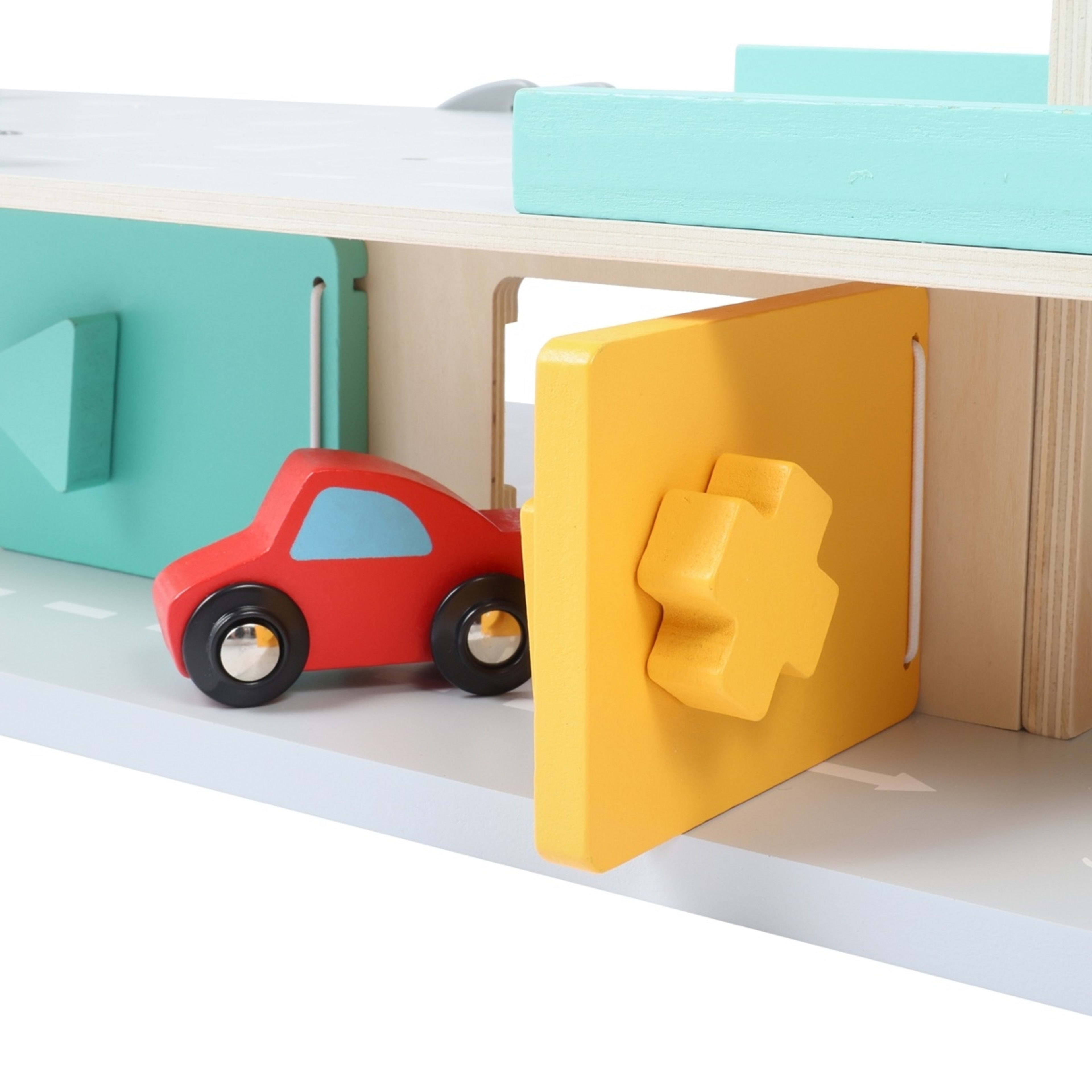 6 Wooden Garage Playset, 6 of 10