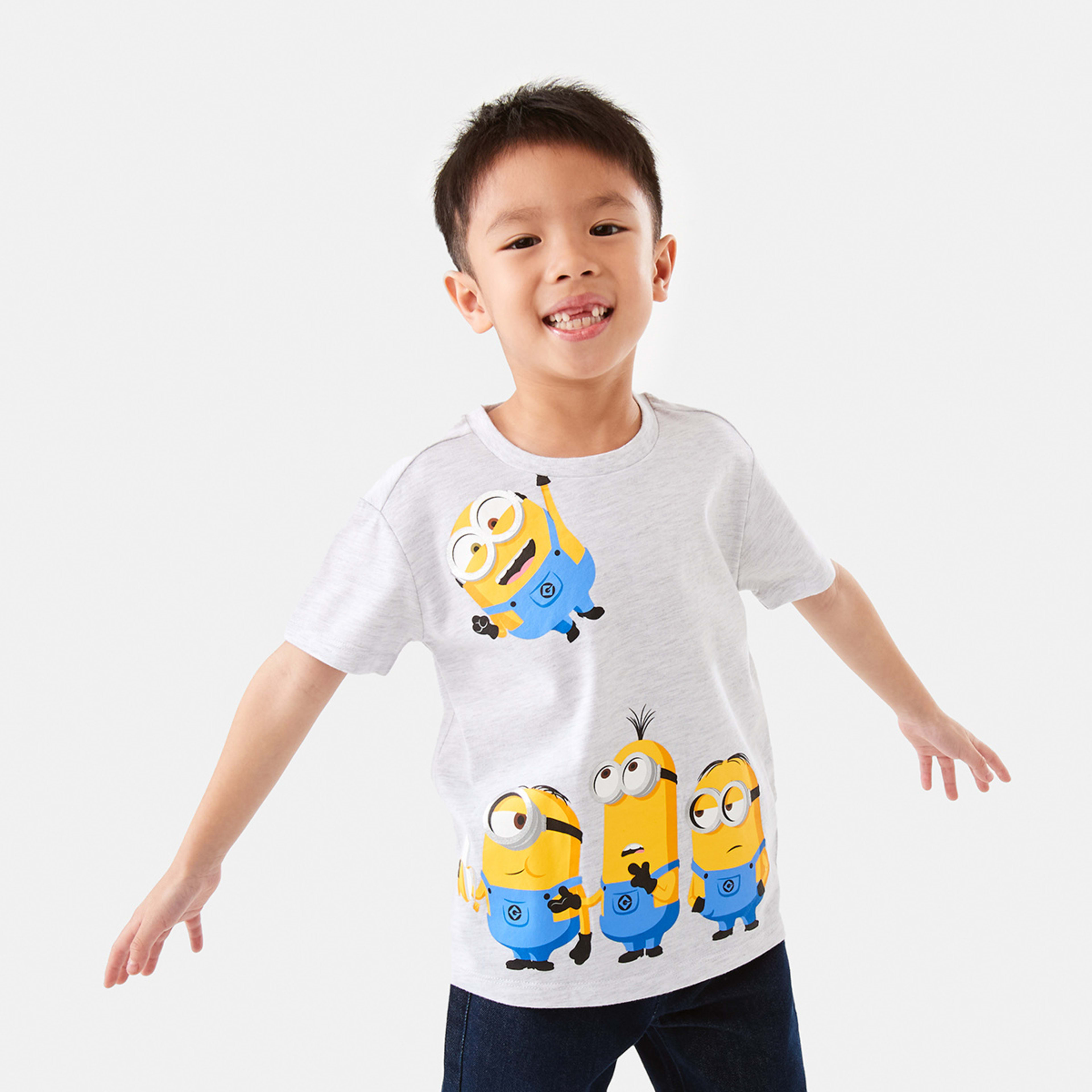 1 Minions License Printed T-shirt Minions, 1 of 9