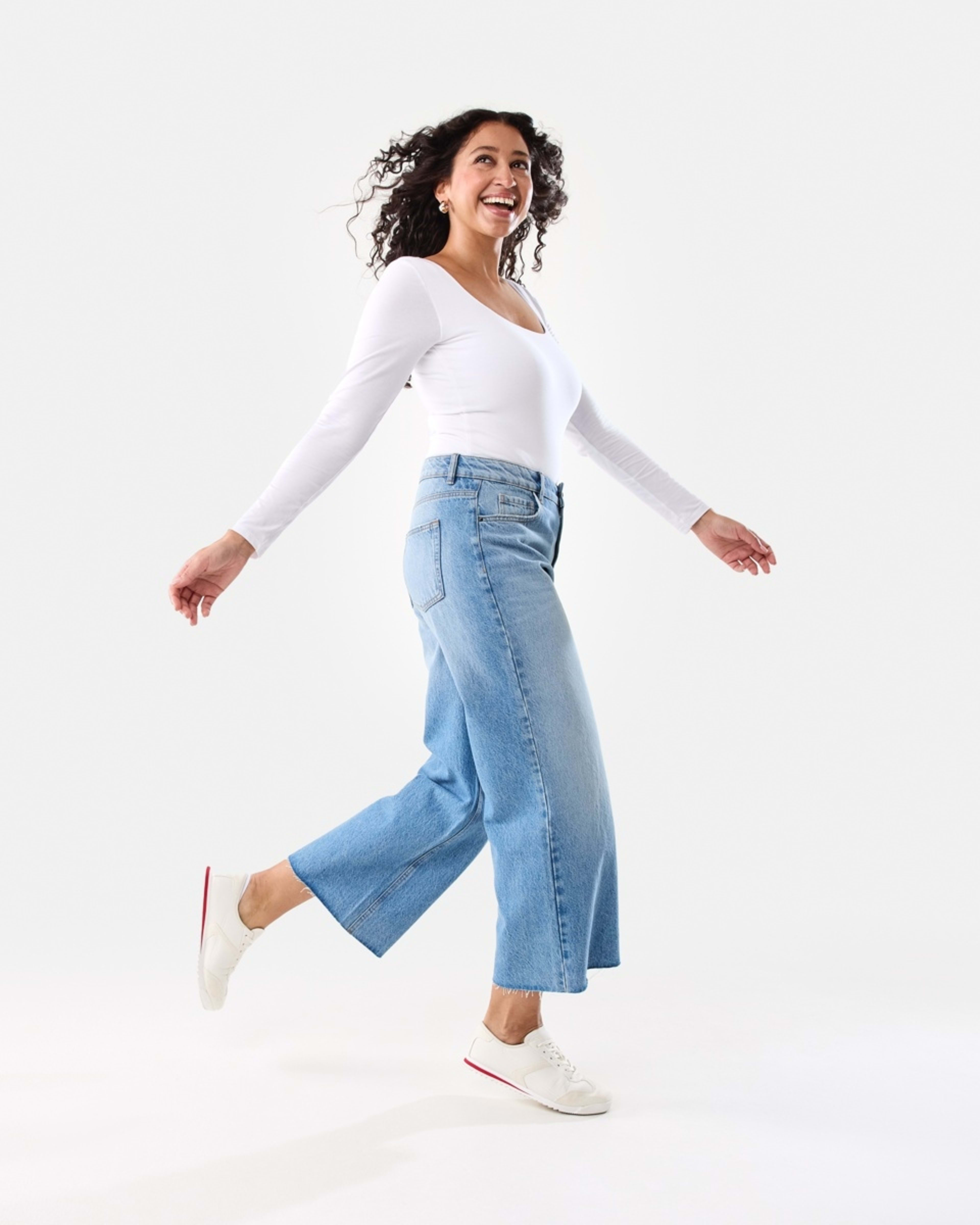 3 Wide Leg Raw Hem Jeans MID WASH, 3 of 7