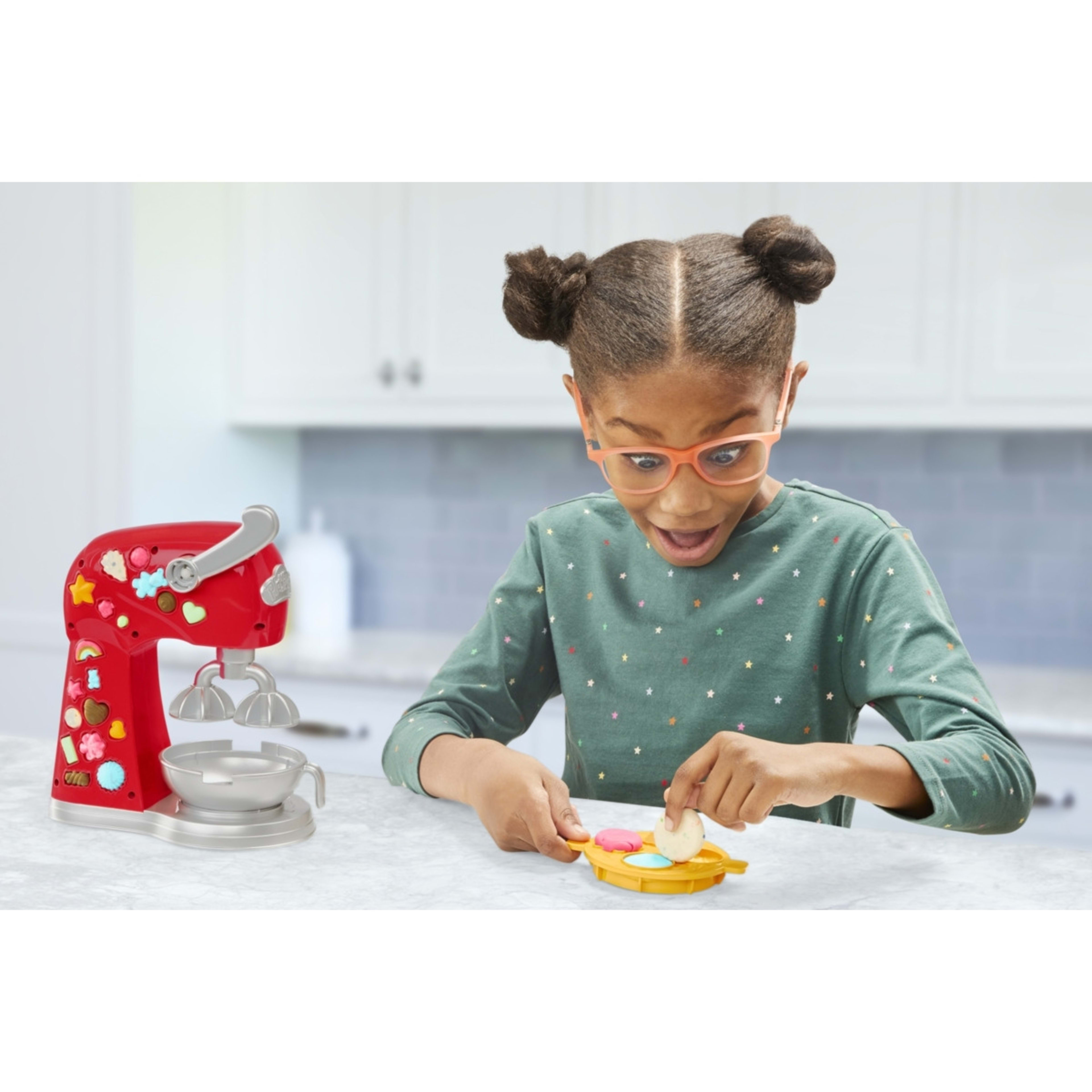 4 Kitchen Creations PlayDoh Magical Mixer Set, 4 of 4