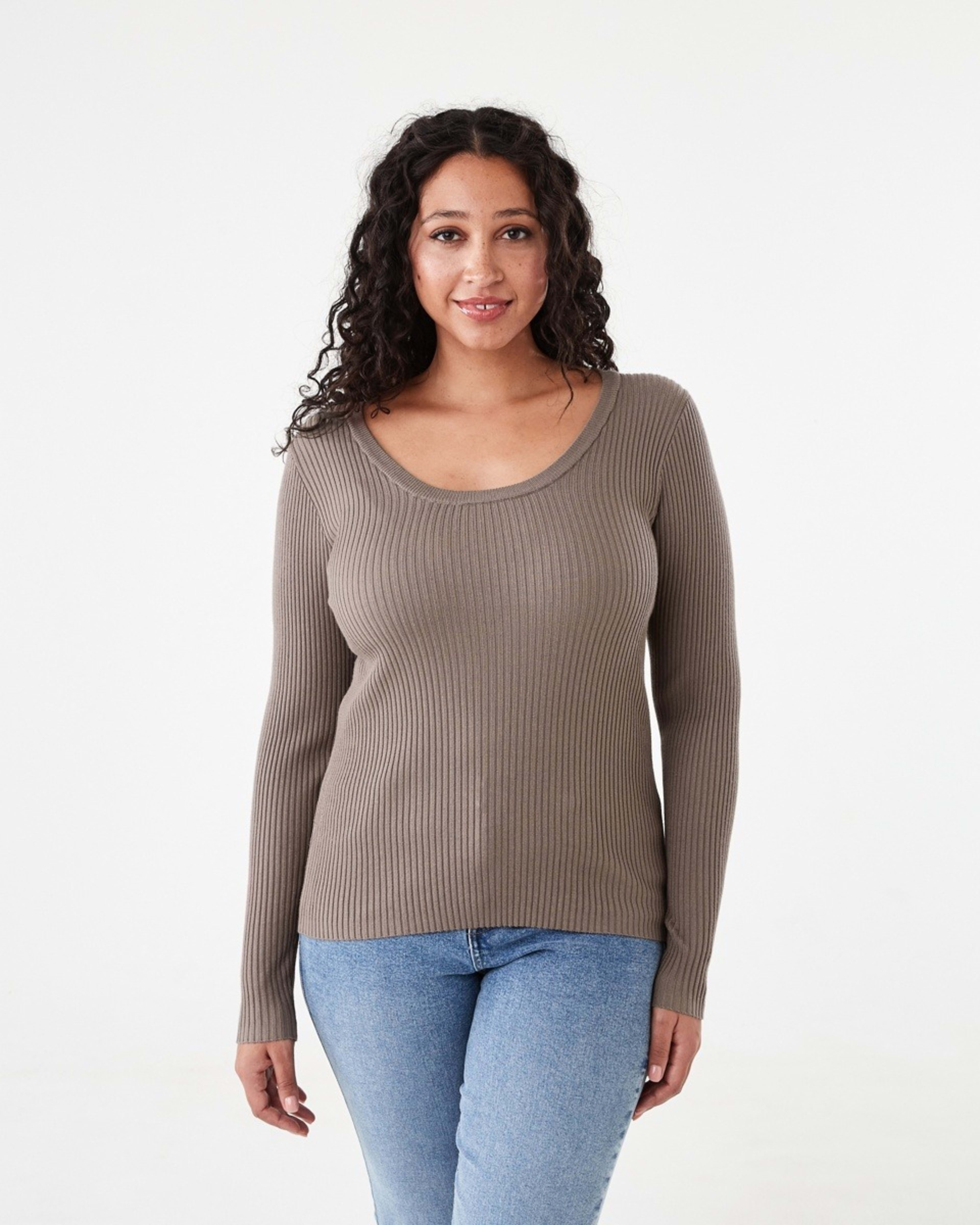 1 Long Sleeve Scoop Neck Top Taupe Brn, 1 of 5