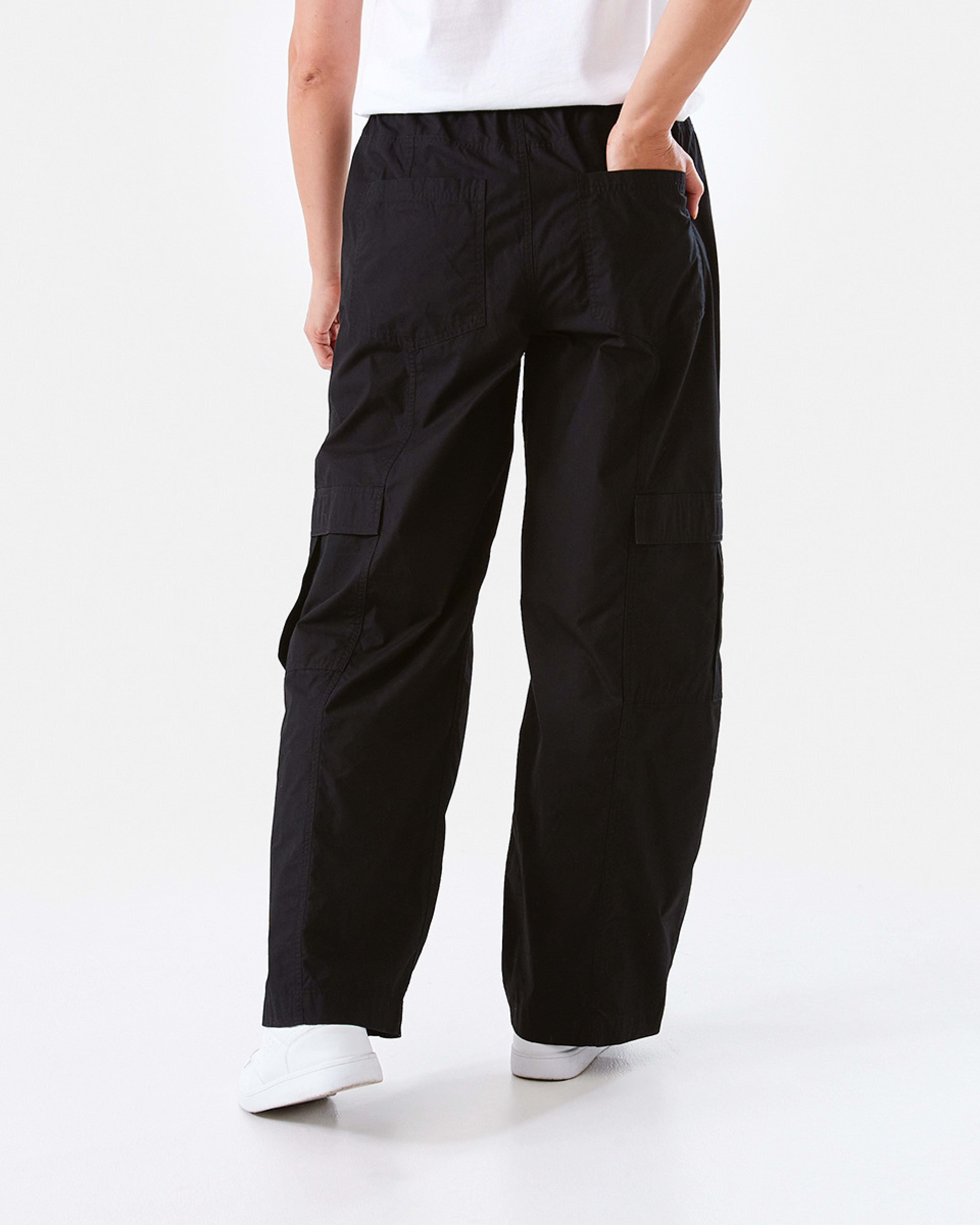 3 Pull On Cargo Pants Black, 3 of 6