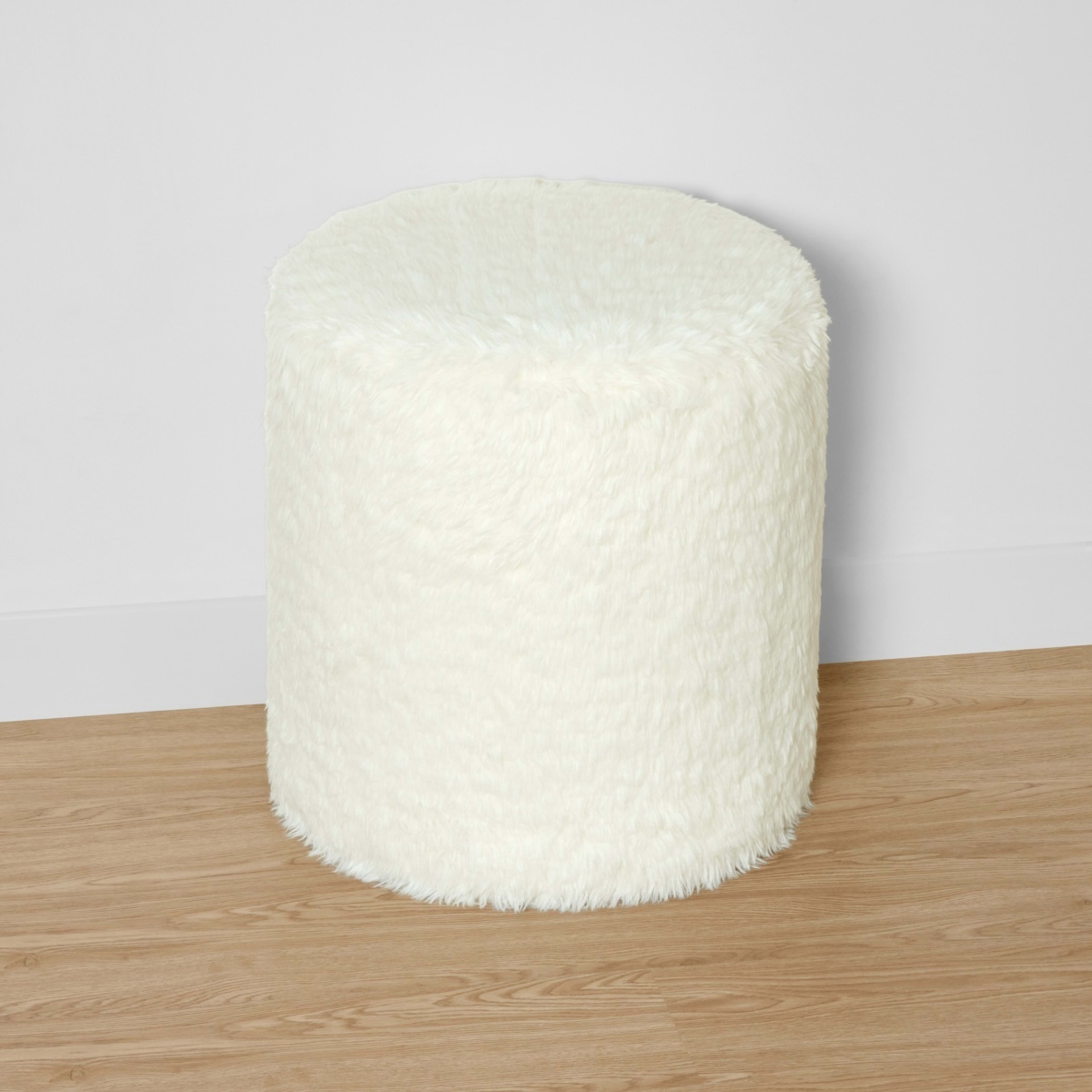 3 Fluffy Ottoman, 3 of 7