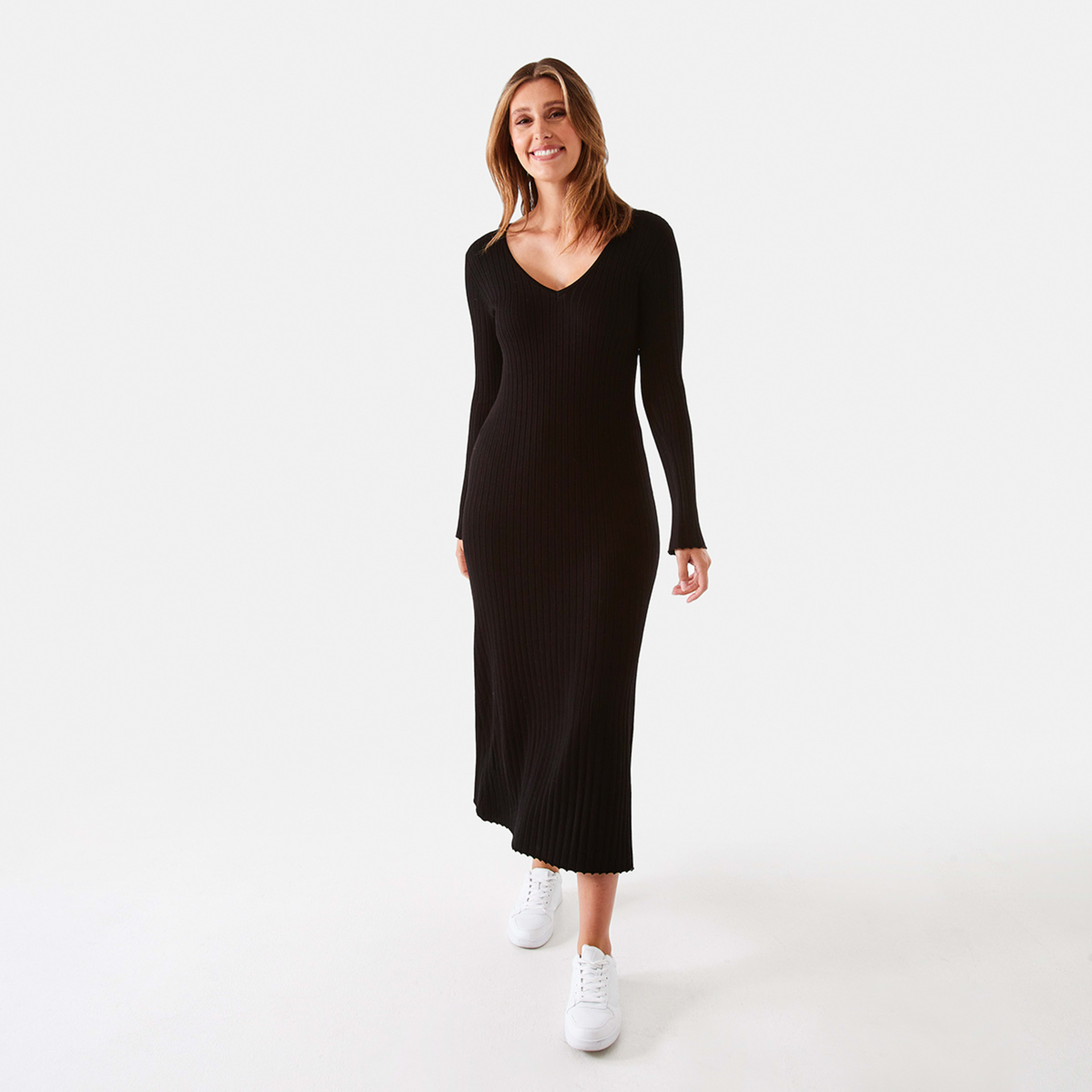 1 Long Sleeve V-Neck Ribbed Maxi Dress Black, 1 of 6