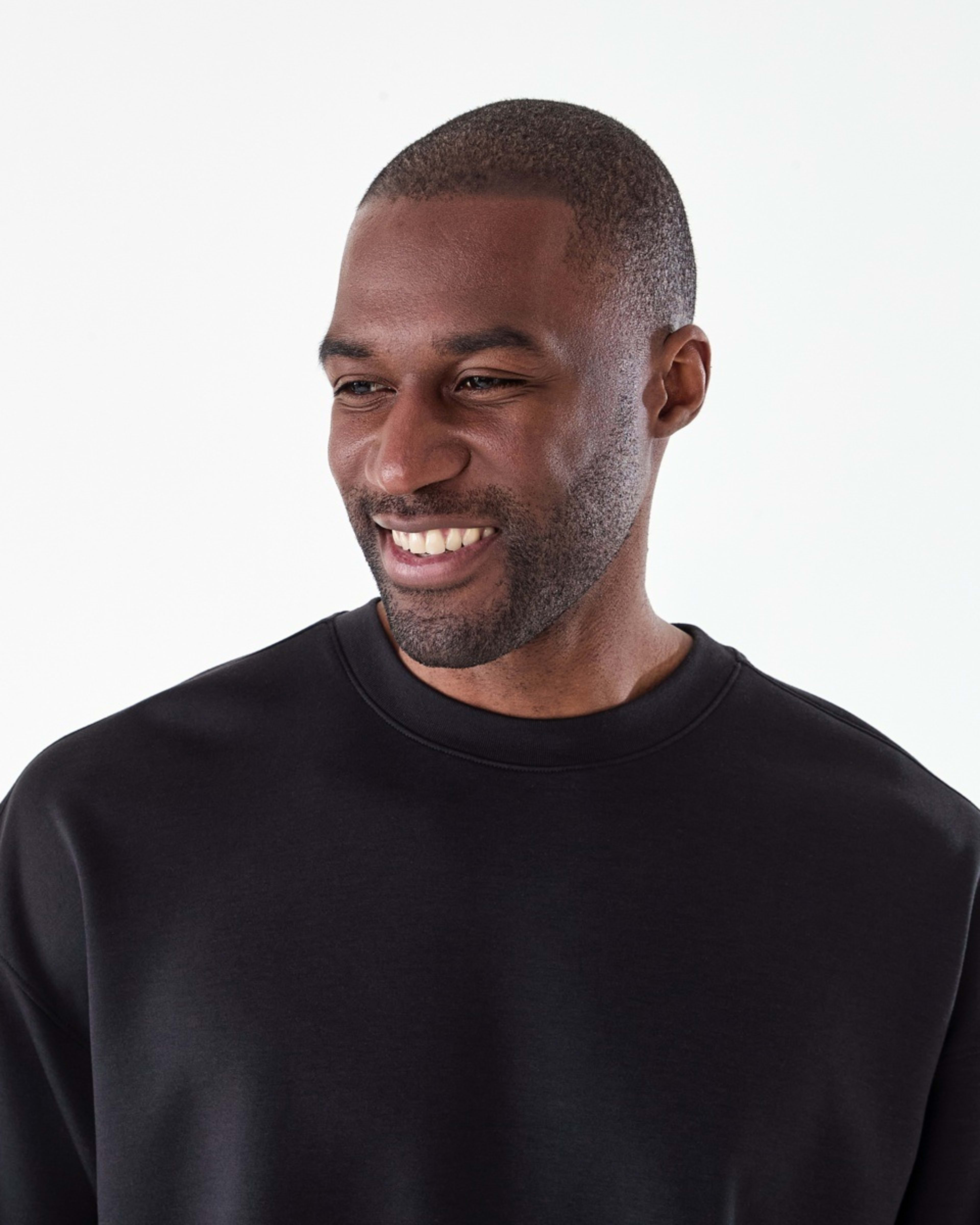 4 Active Mens Relaxed Scuba Crew Neck Sweatshirt BLACK, 4 of 6