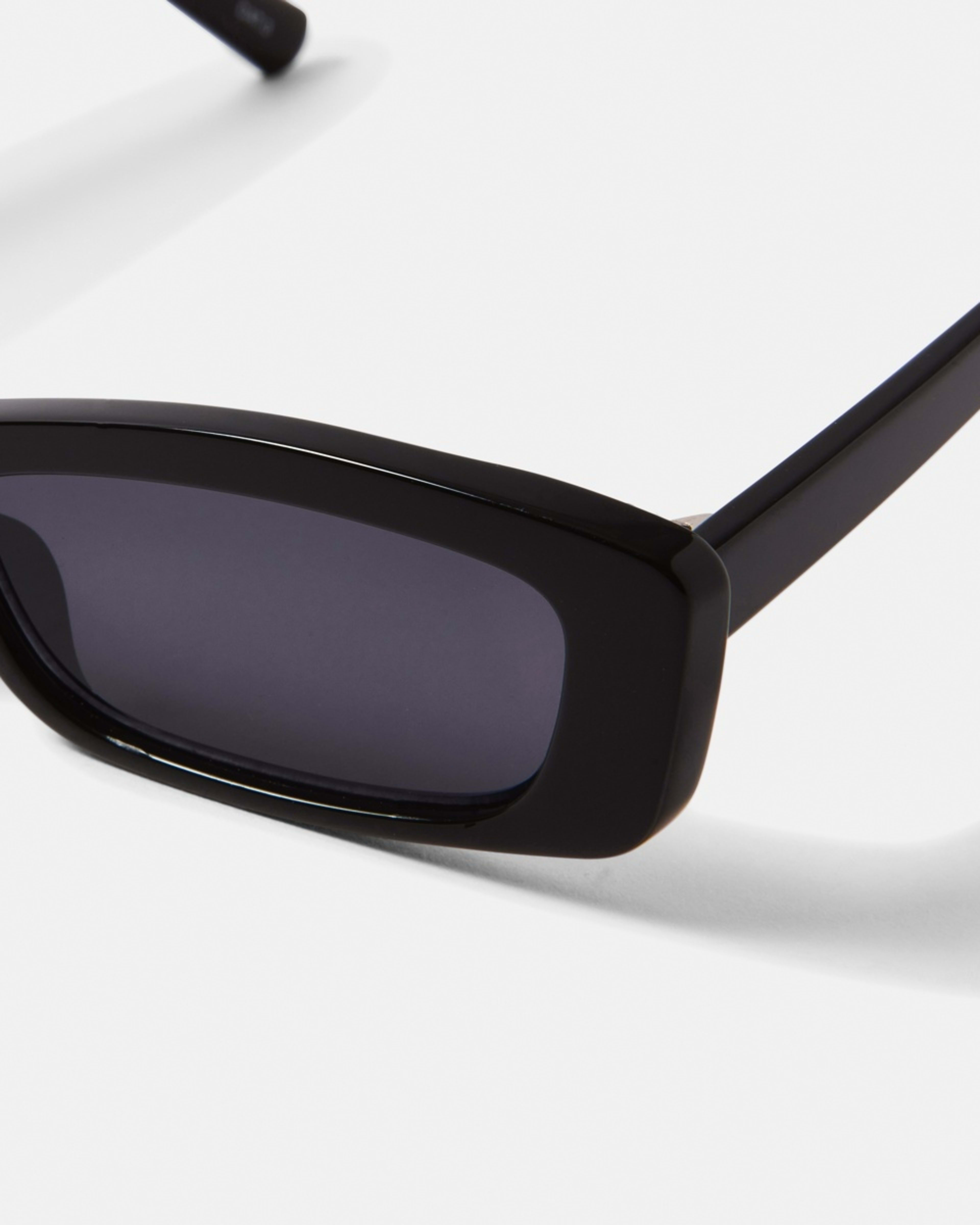 3 Womens Slim Rectangle Sunglasses ACCESSORIES BLACK, 3 of 6