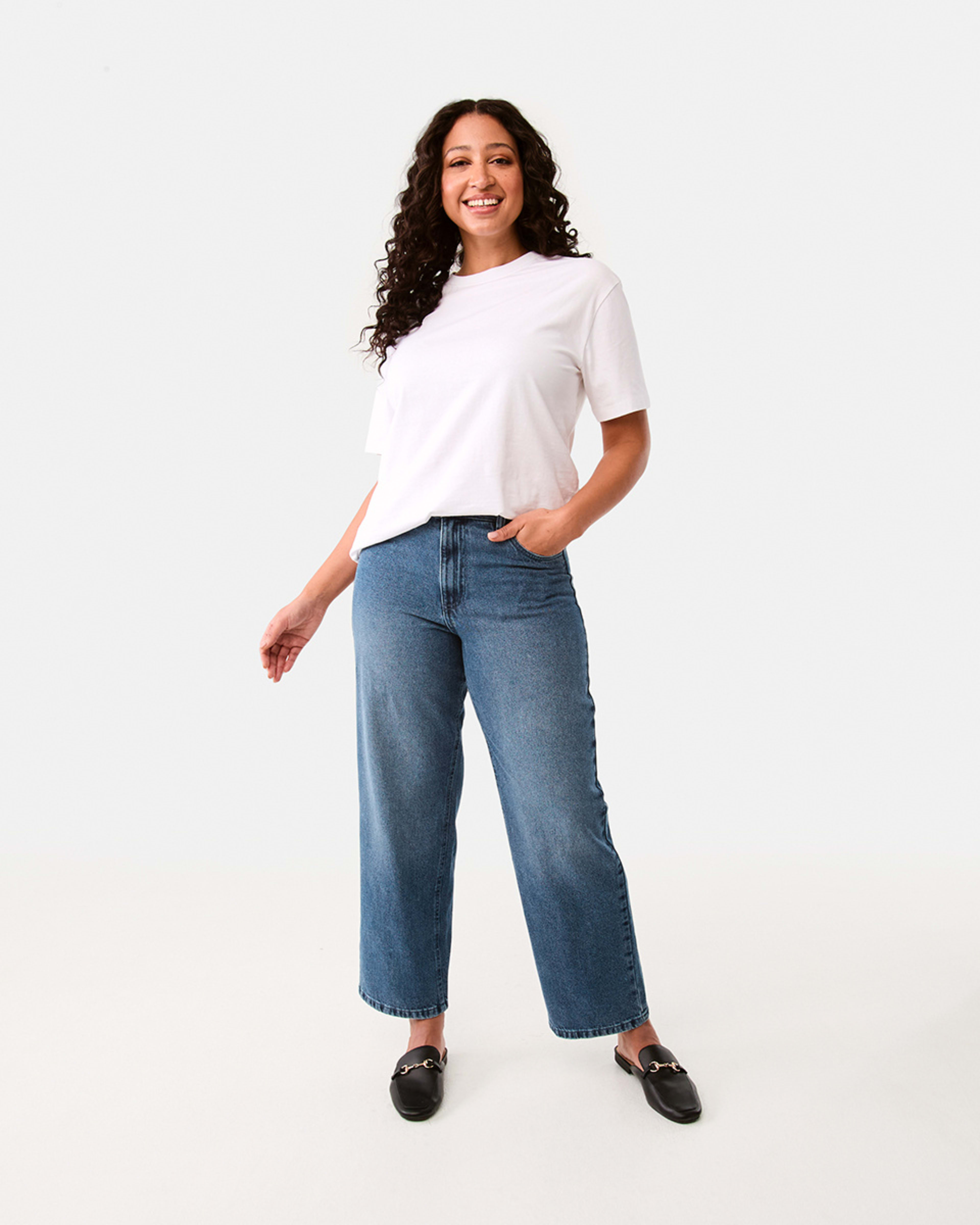 2 Full Length Relaxed Jeans Mid Wash, 2 of 6