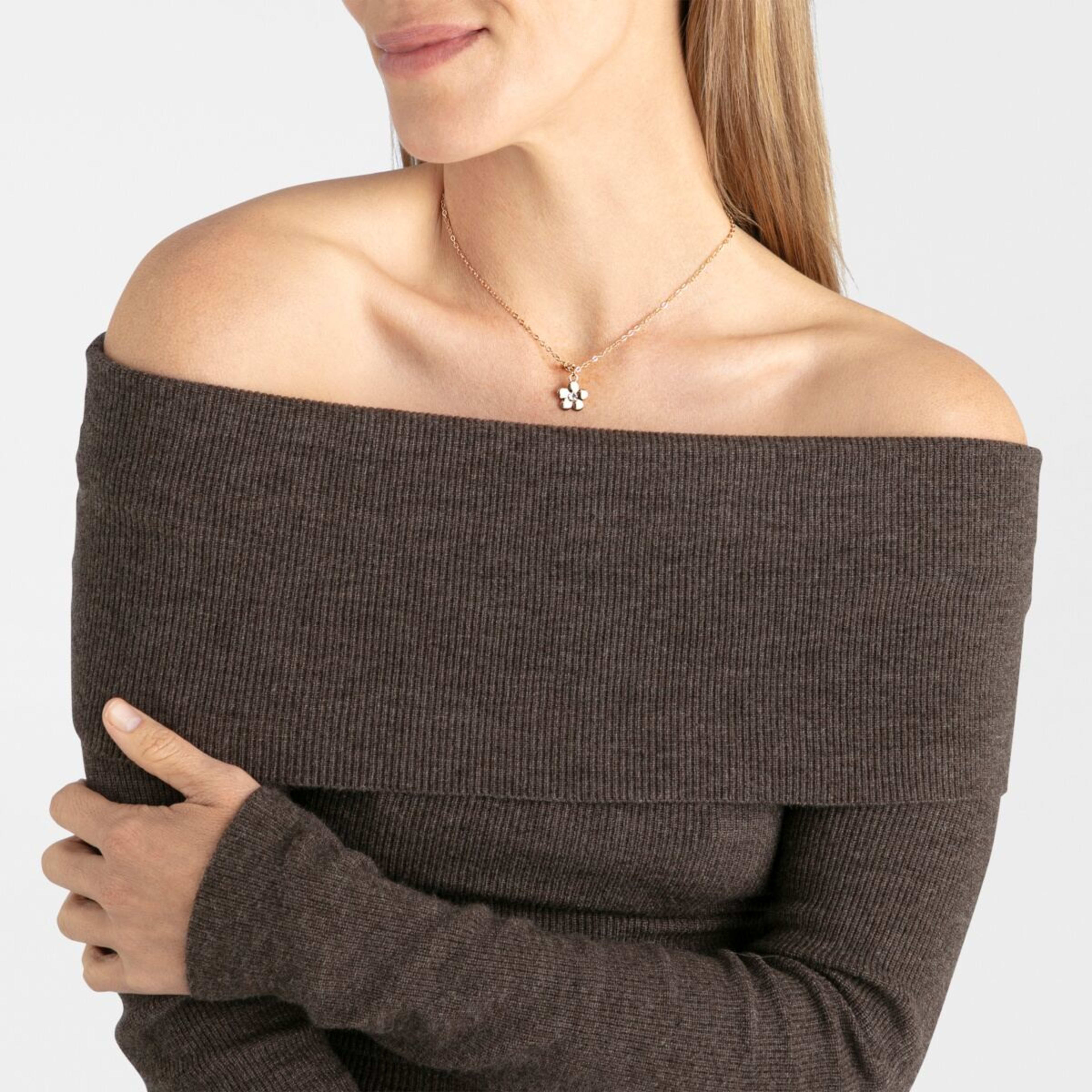 3 2 Pack BFF Daisy Necklace - Gold Tone, 3 of 4