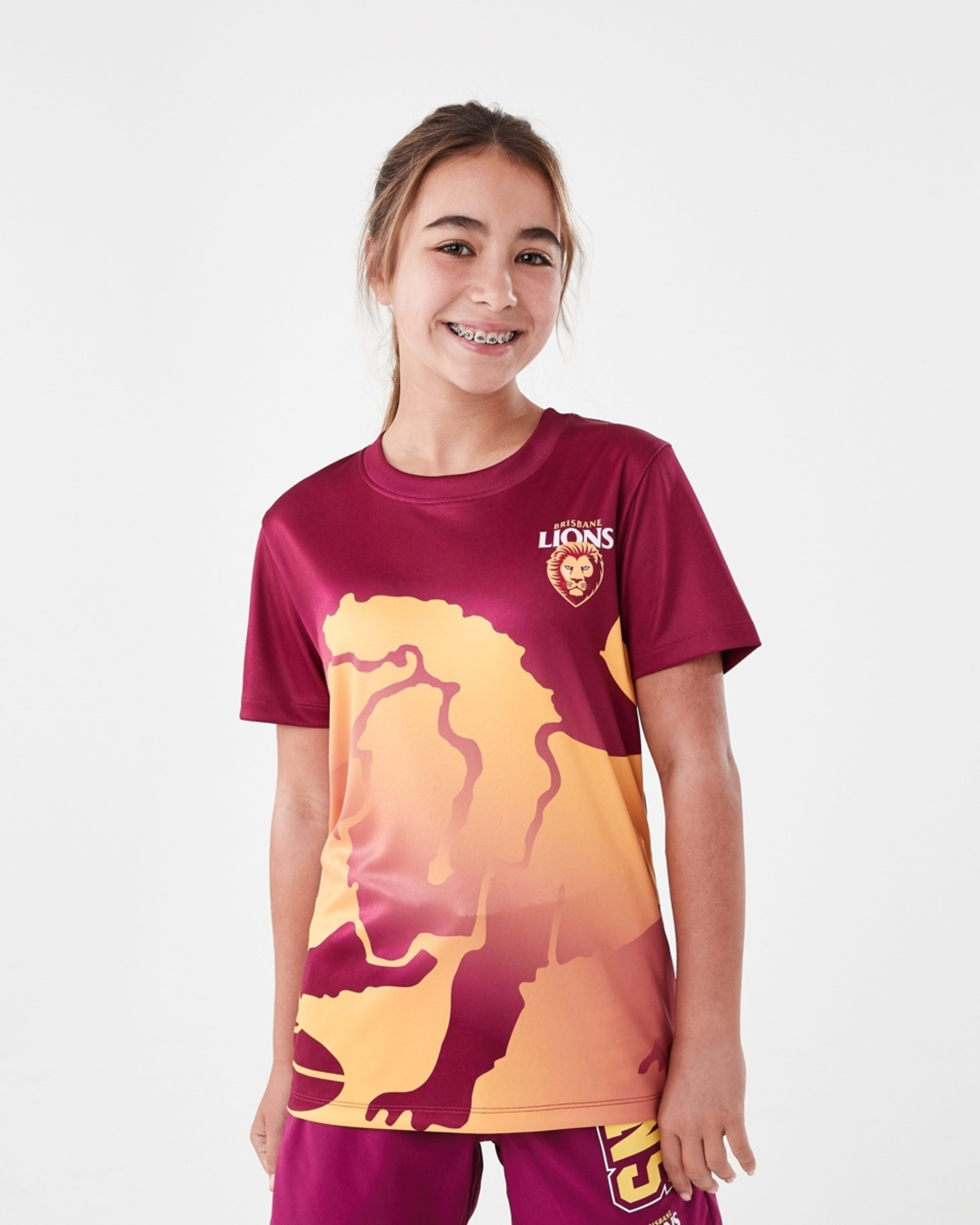 2 Official AFL Kids Training T-shirt Brisbane, 2 of 10