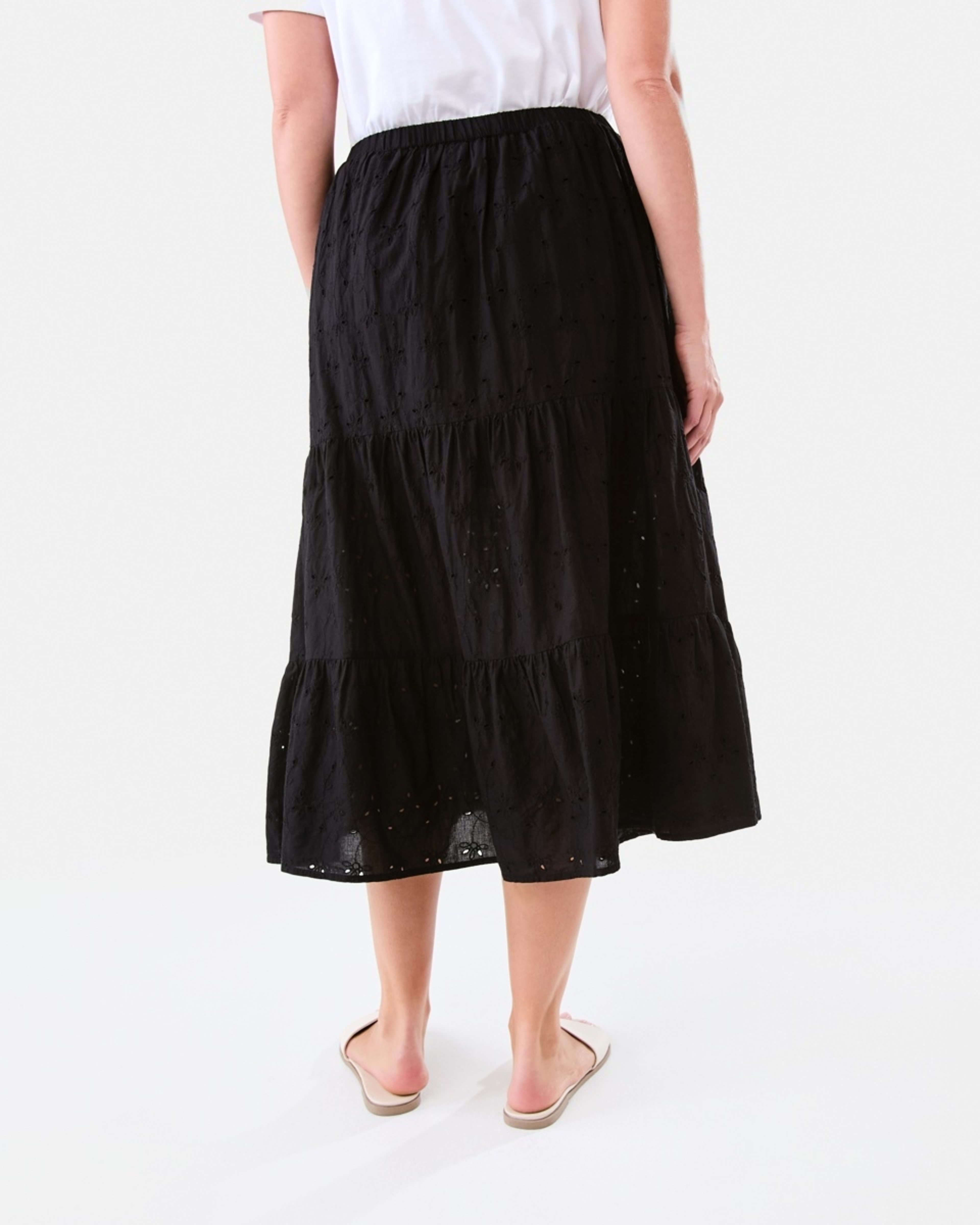 3 Broderie Maxi Skirt Black, 3 of 6