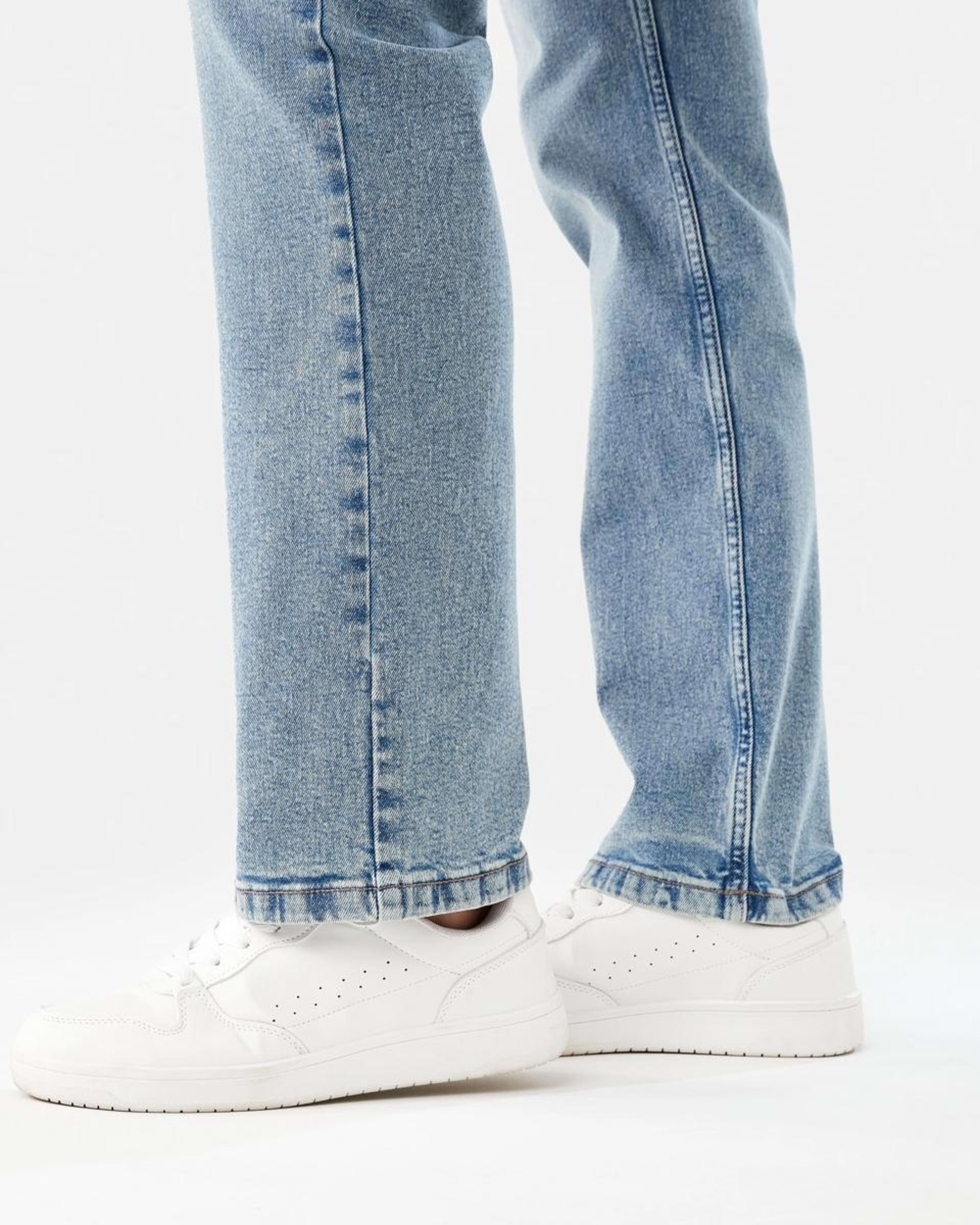 6 High Rise Straight Jeans MID WASH, 6 of 8