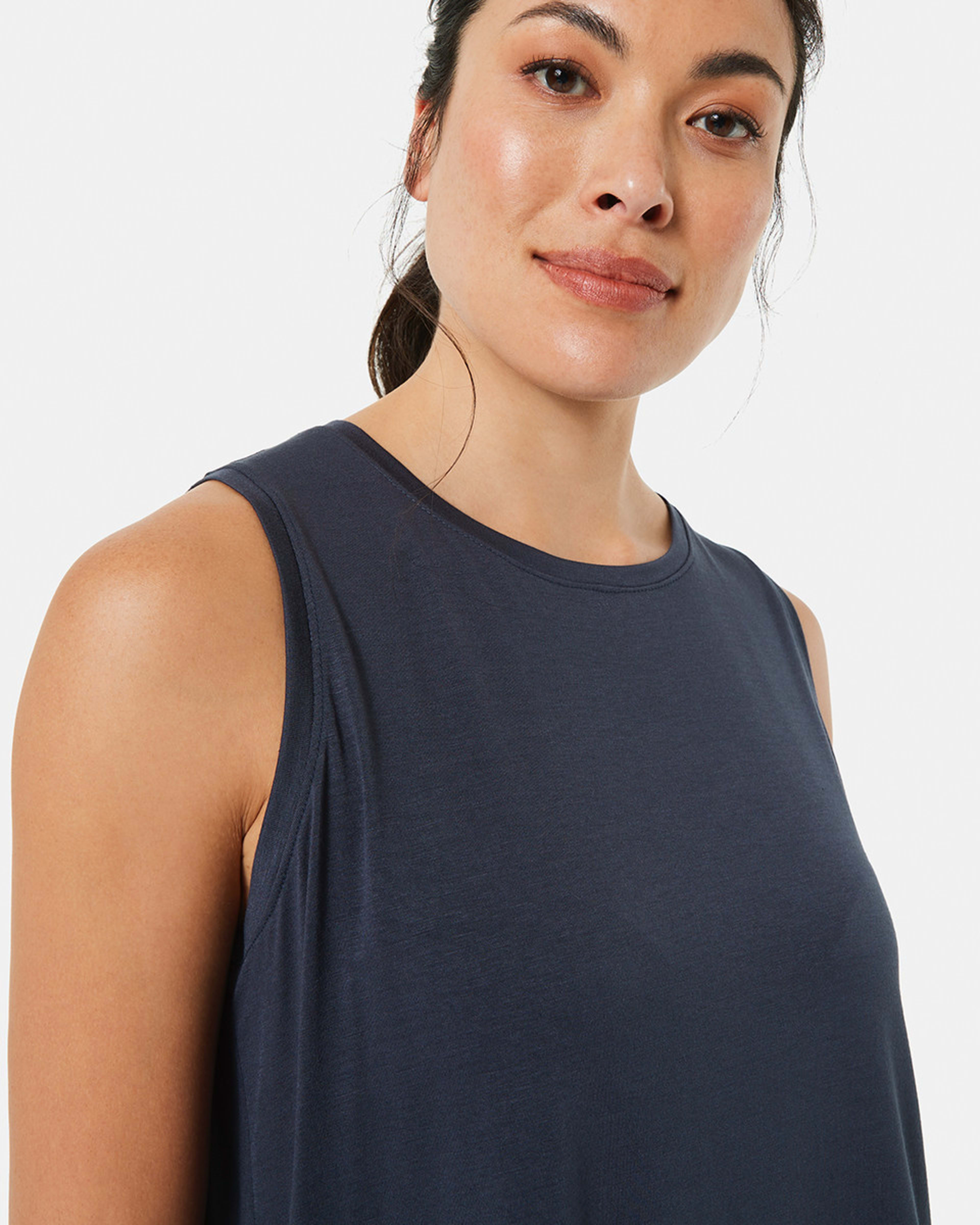 4 Active Womens Sleeveless Mesh Tank India Ink, 4 of 5