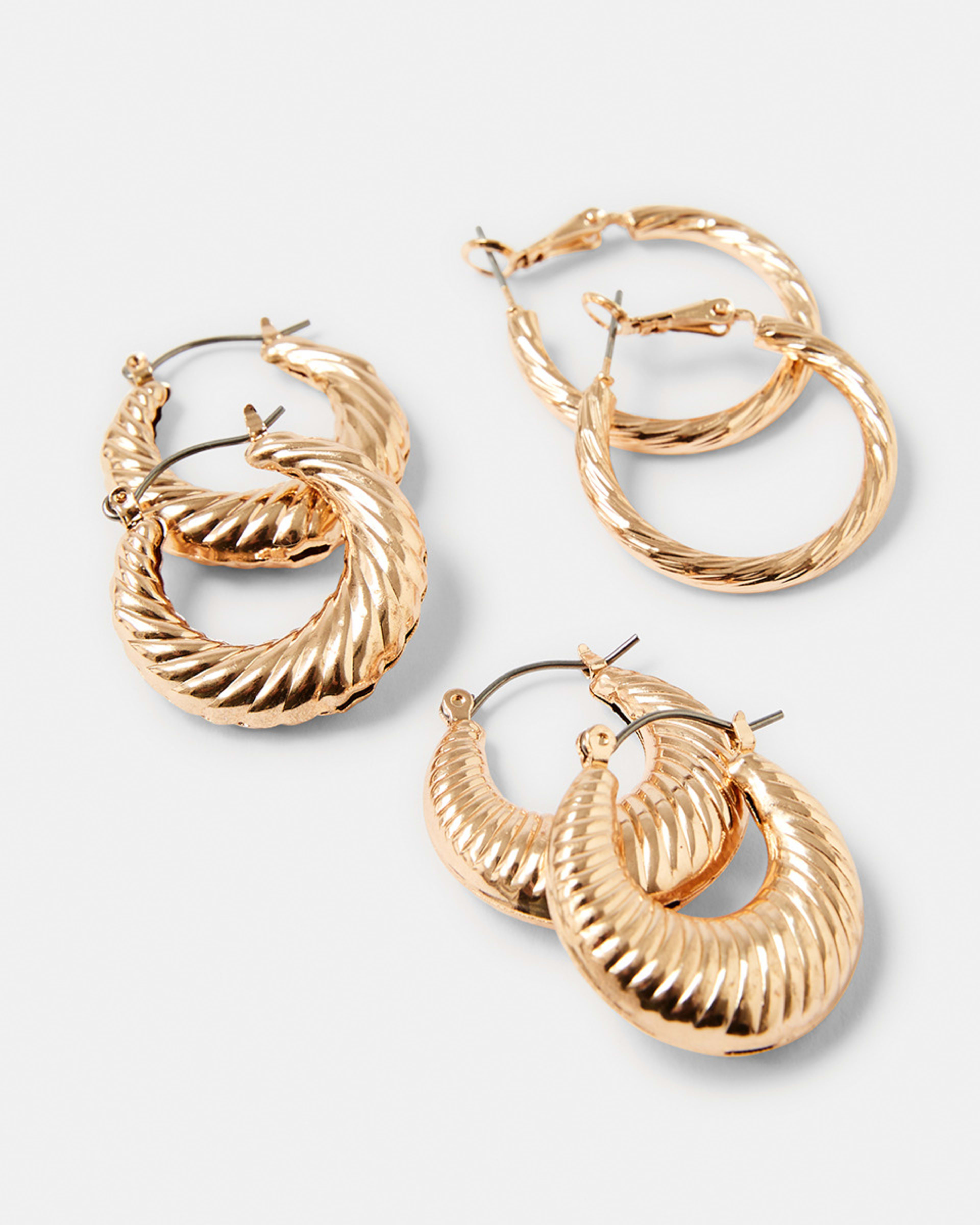 4 3 Pack Textured Hoop Earrings Gold, 4 of 7