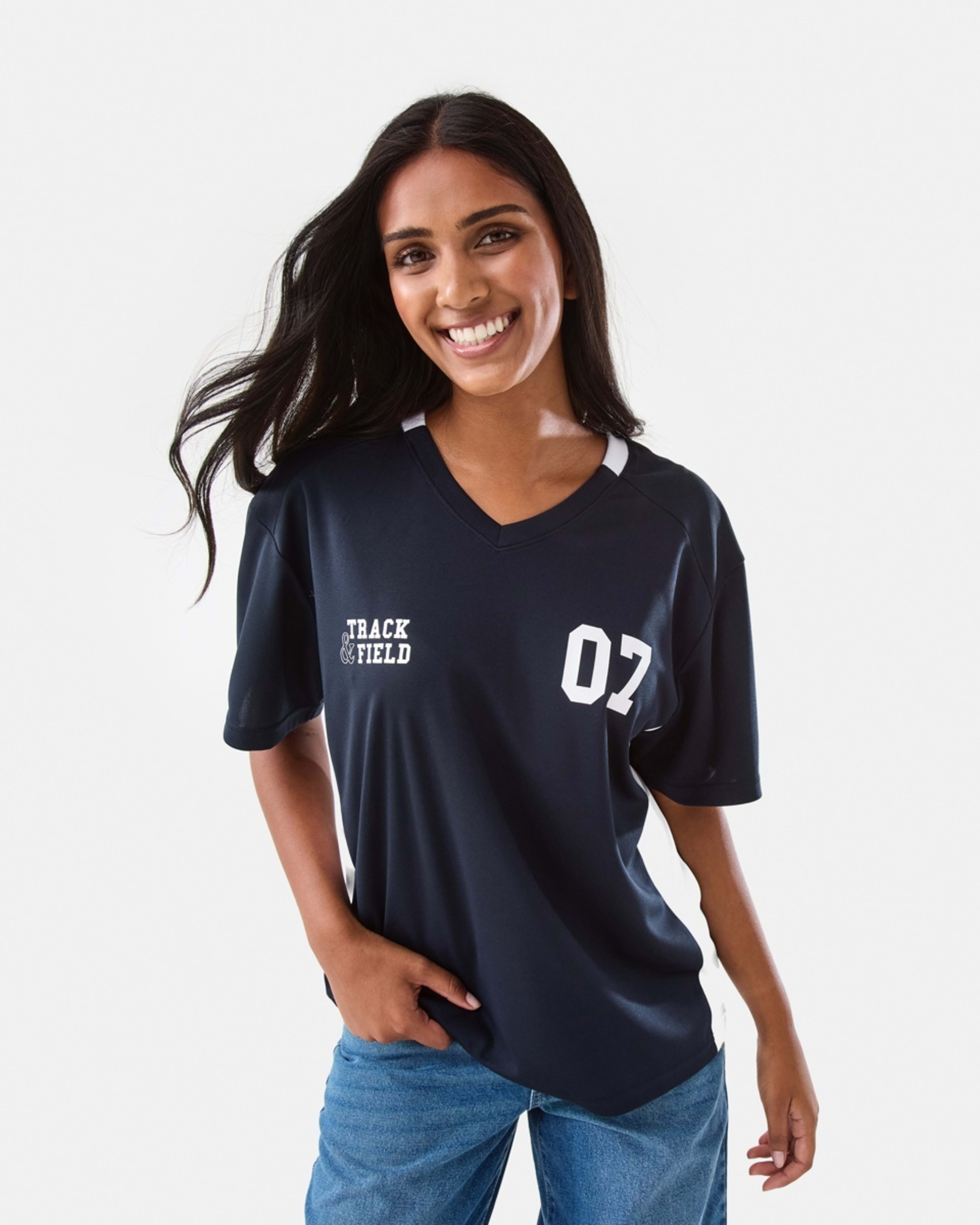 1 Short Sleeve Oversized Varsity Top Track 07, 1 of 8