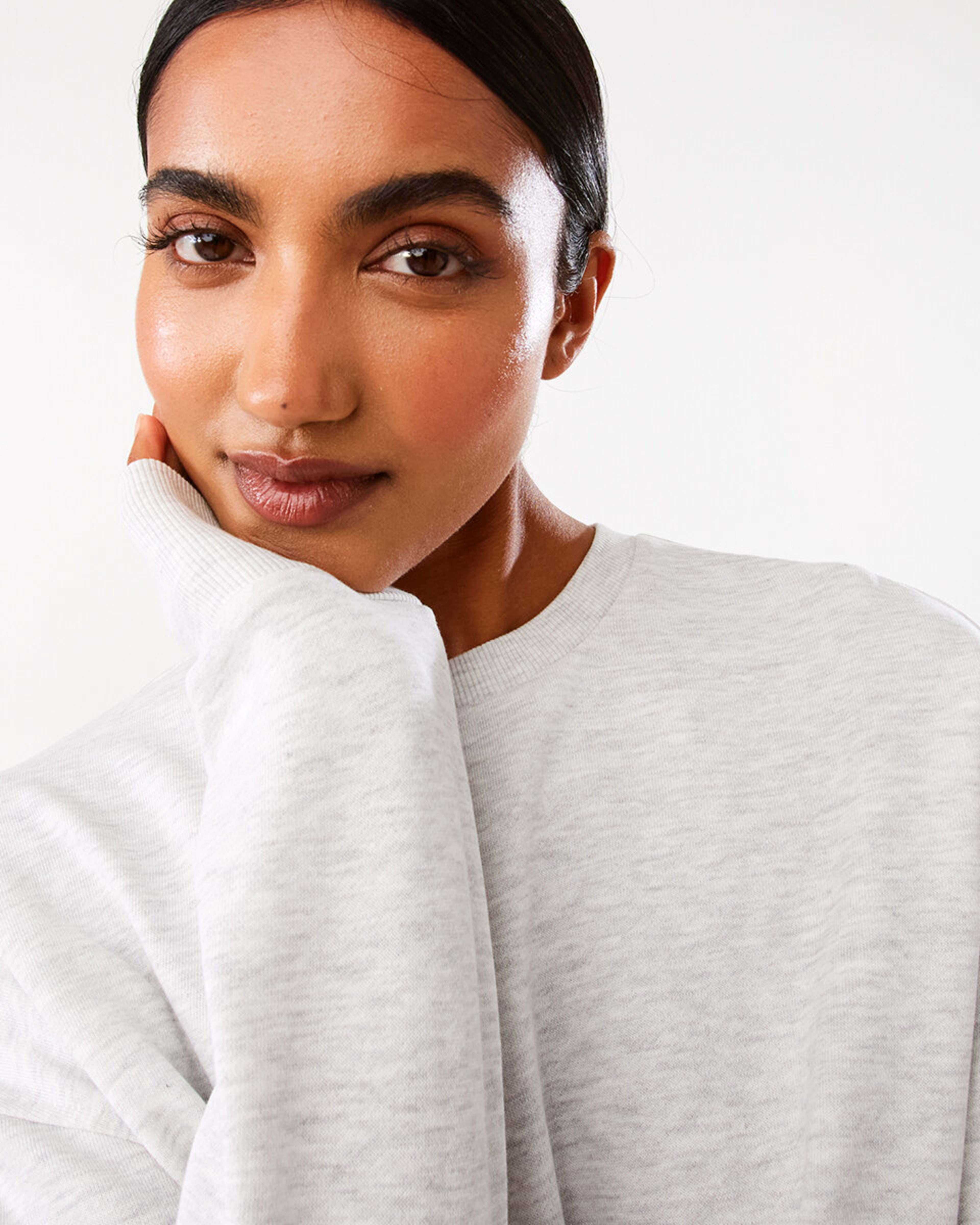 7 Active Womens Cropped Crew Neck Relaxed Sweatshirt White Marl, 7 of 10