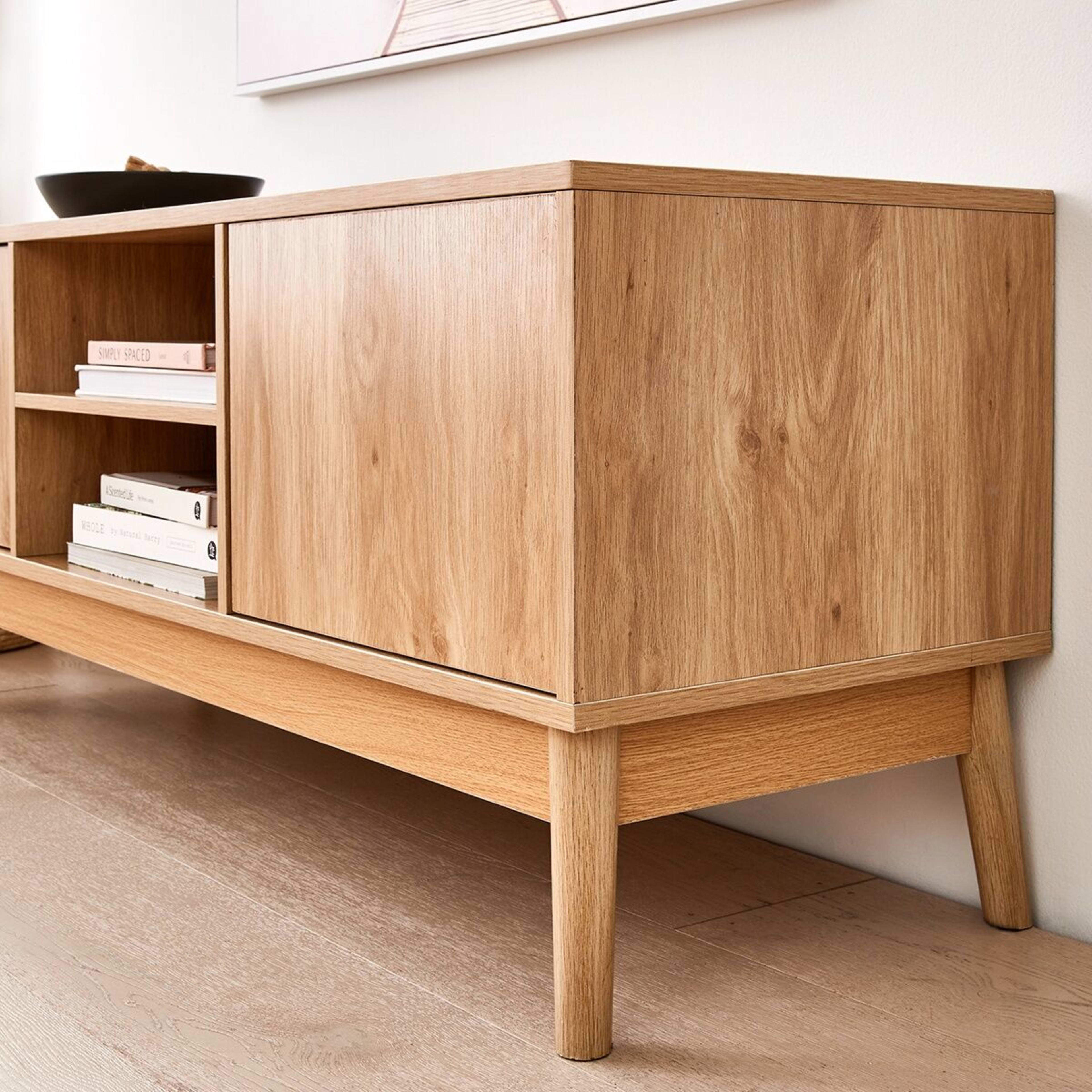 5 Thorne Entertainment Unit, 5 of 10