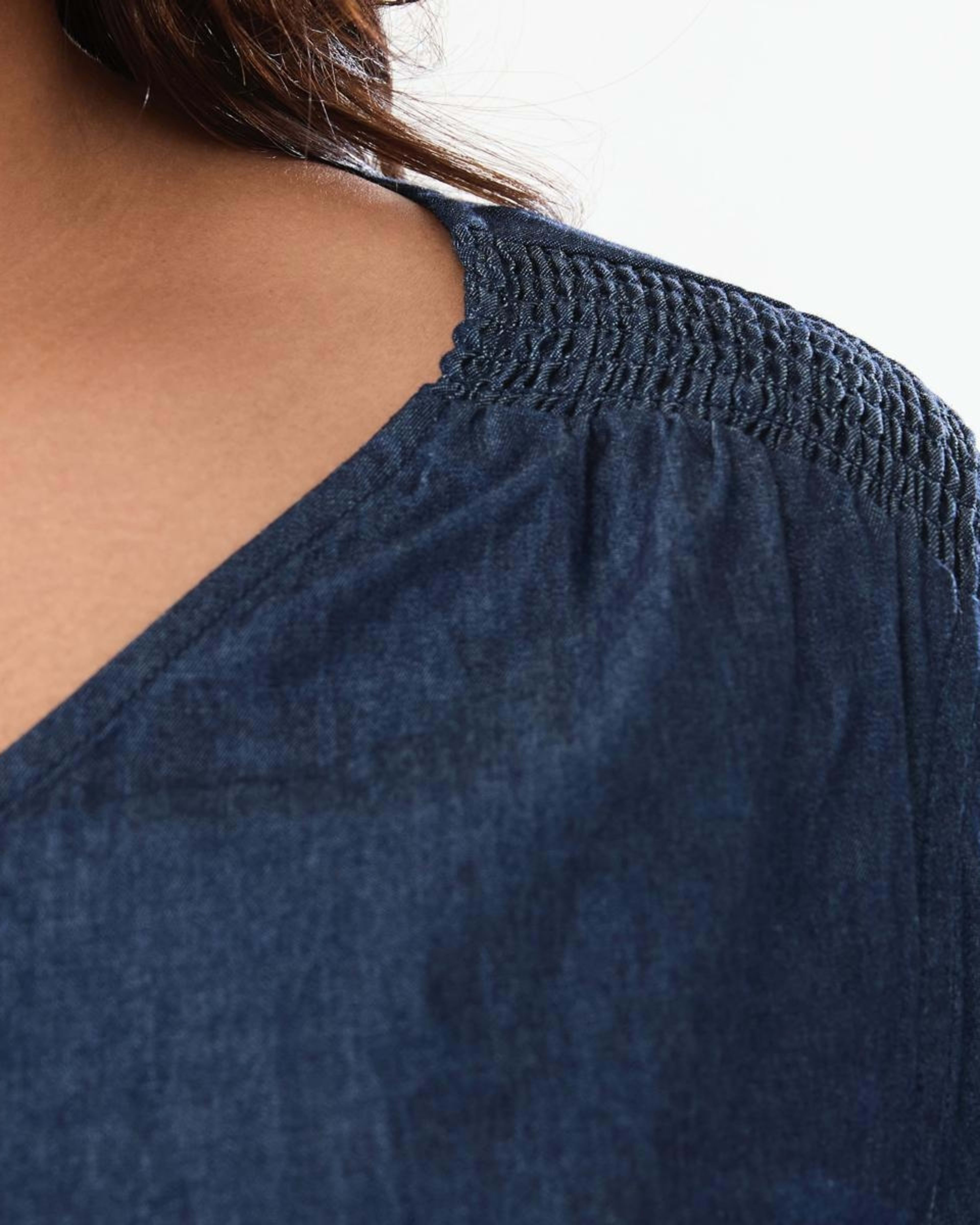 6 Curve Long Sleeve Shirred Shoulder Top DARK DENIM WASH, 6 of 6