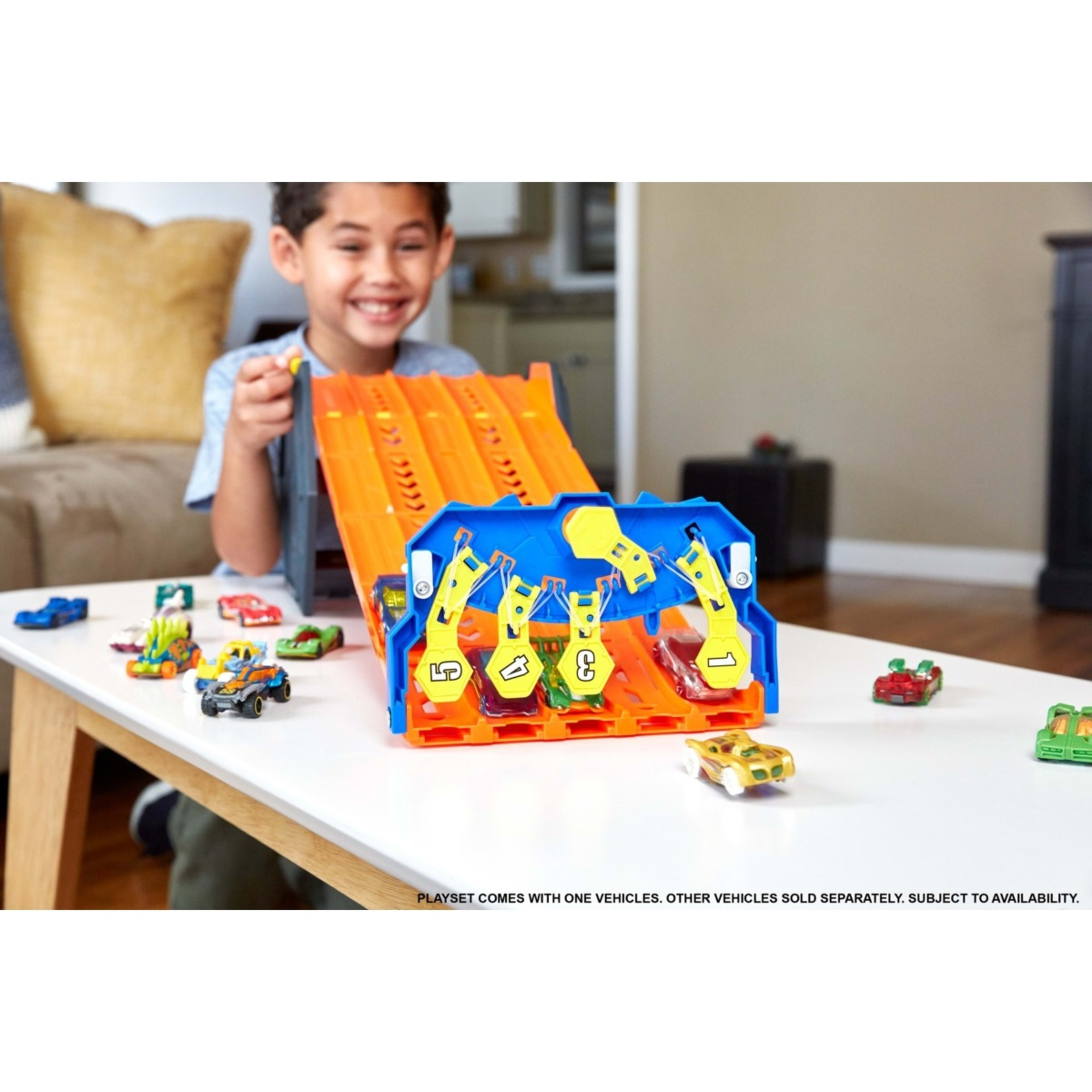3 Hot Wheels Action Roll Out Raceway Track Set, 3 of 6