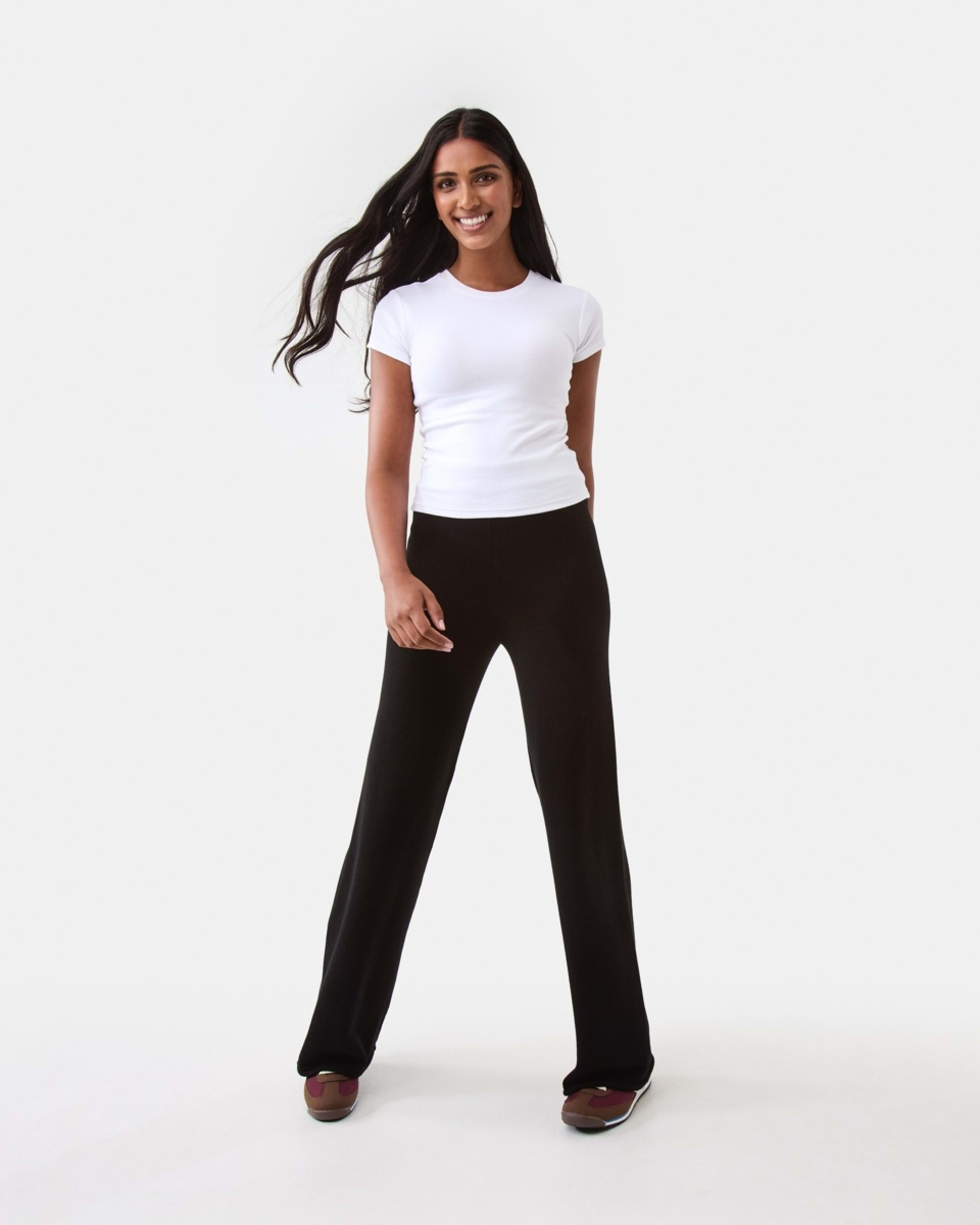 2 Rolled Up Hem True Knit Pants Black, 2 of 6