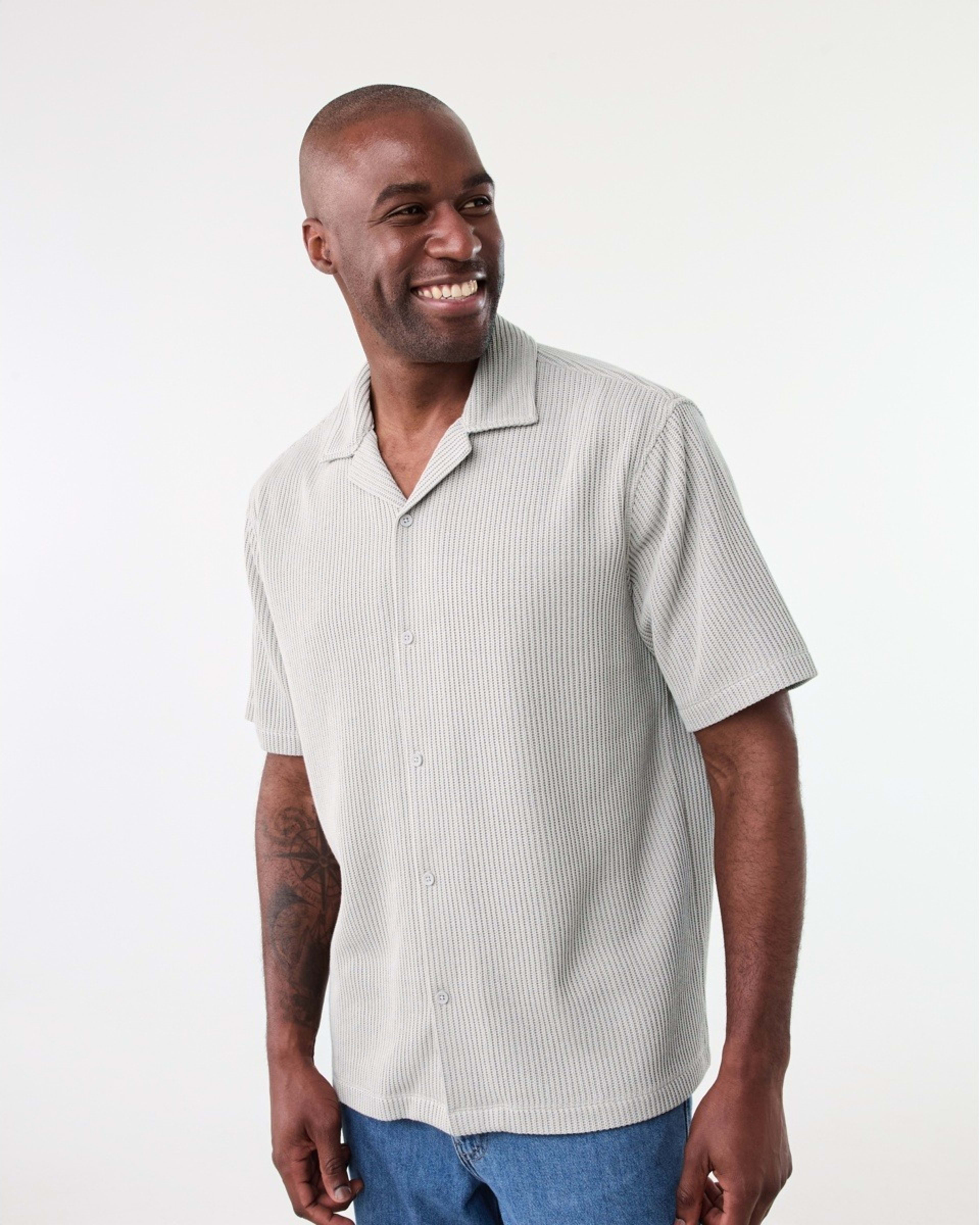 2 Short Sleeve Jacquard Knit Shirt Bge Lunar, 2 of 6