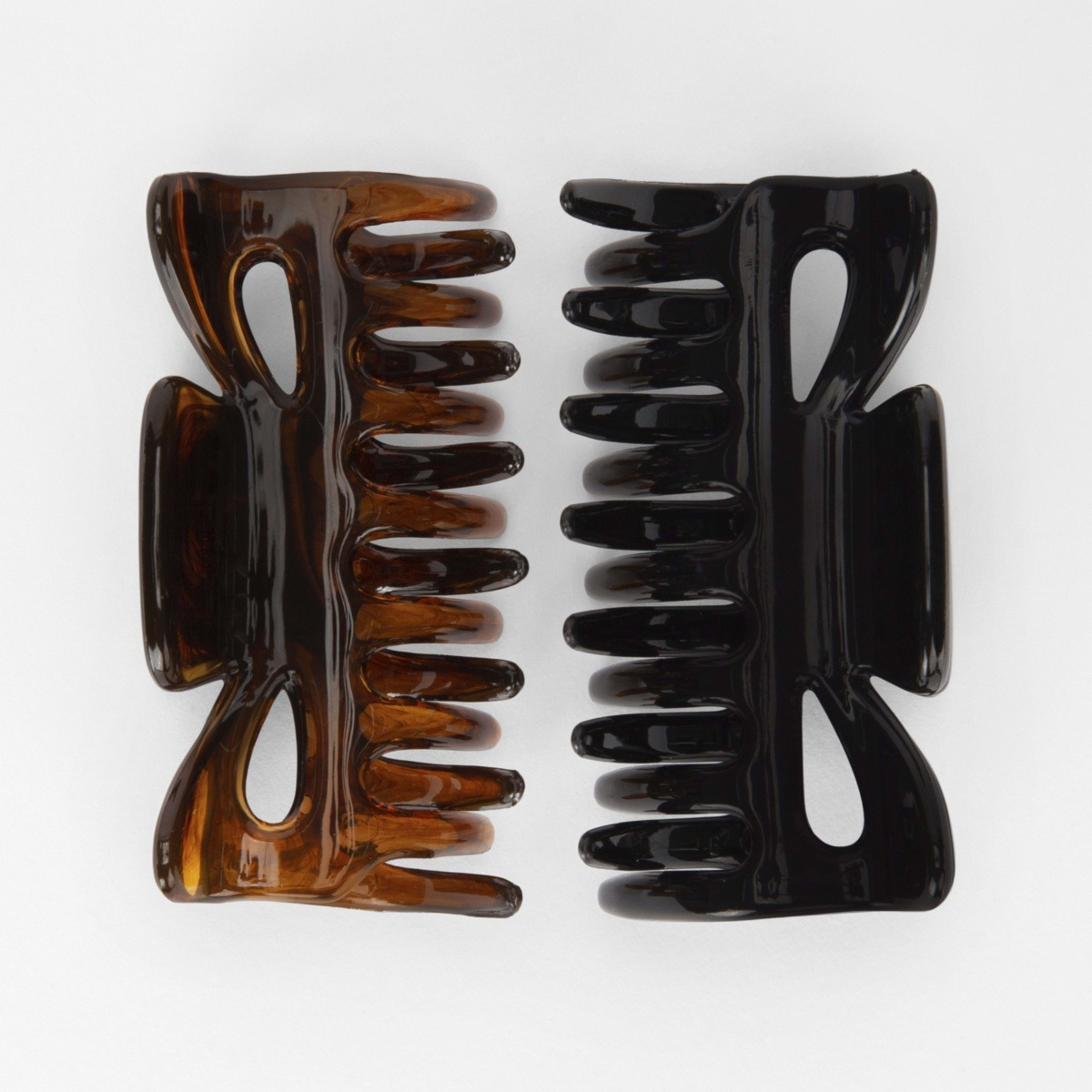 1 OXX Haircare 2 Pack Black and Brown Tort Mini Claw Grips