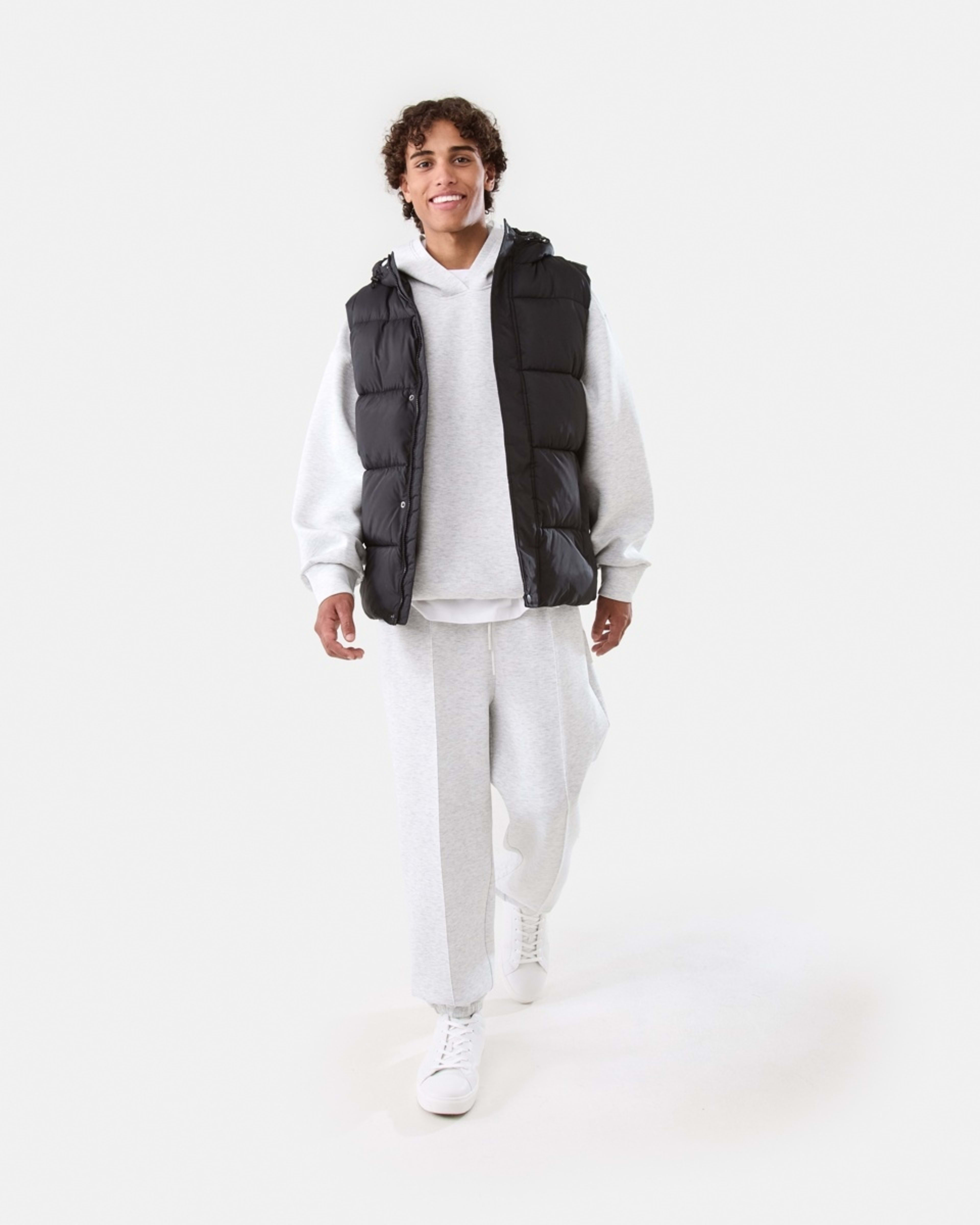 2 Hooded Puffer Vest Black, 2 of 7