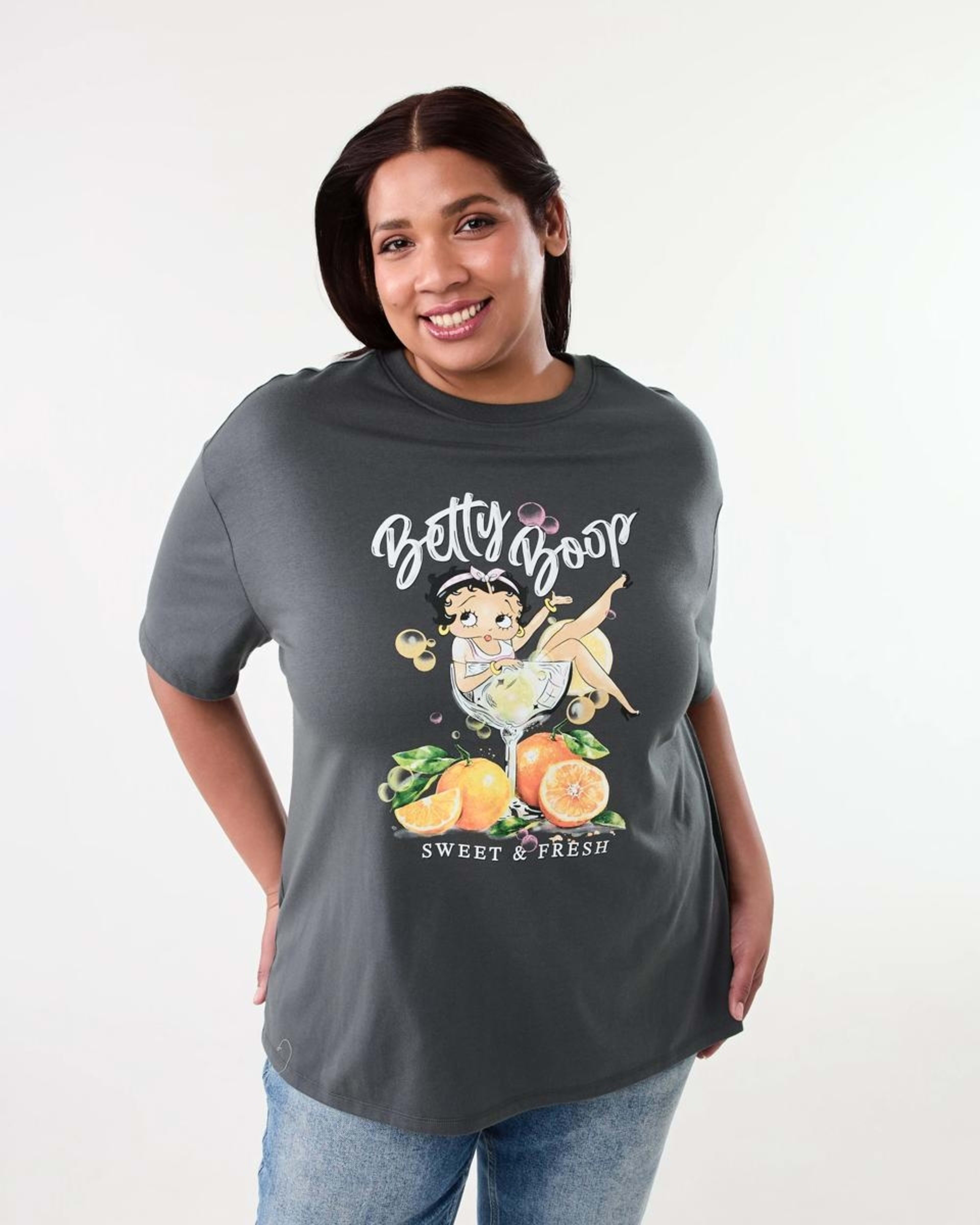 1 Curve Short Sleeve Betty Boop License T-shirt Bet Boop, 1 of 5