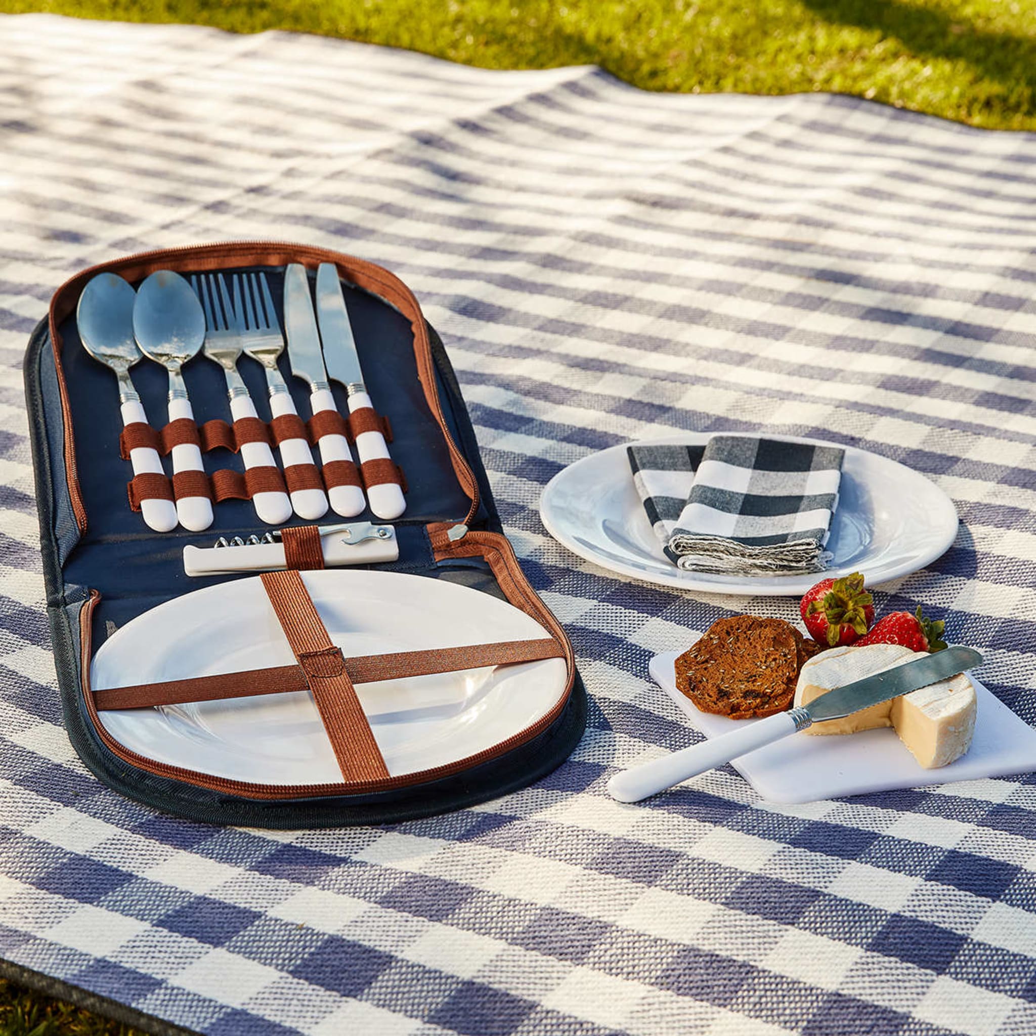 2 Person Picnic Set - Kmart