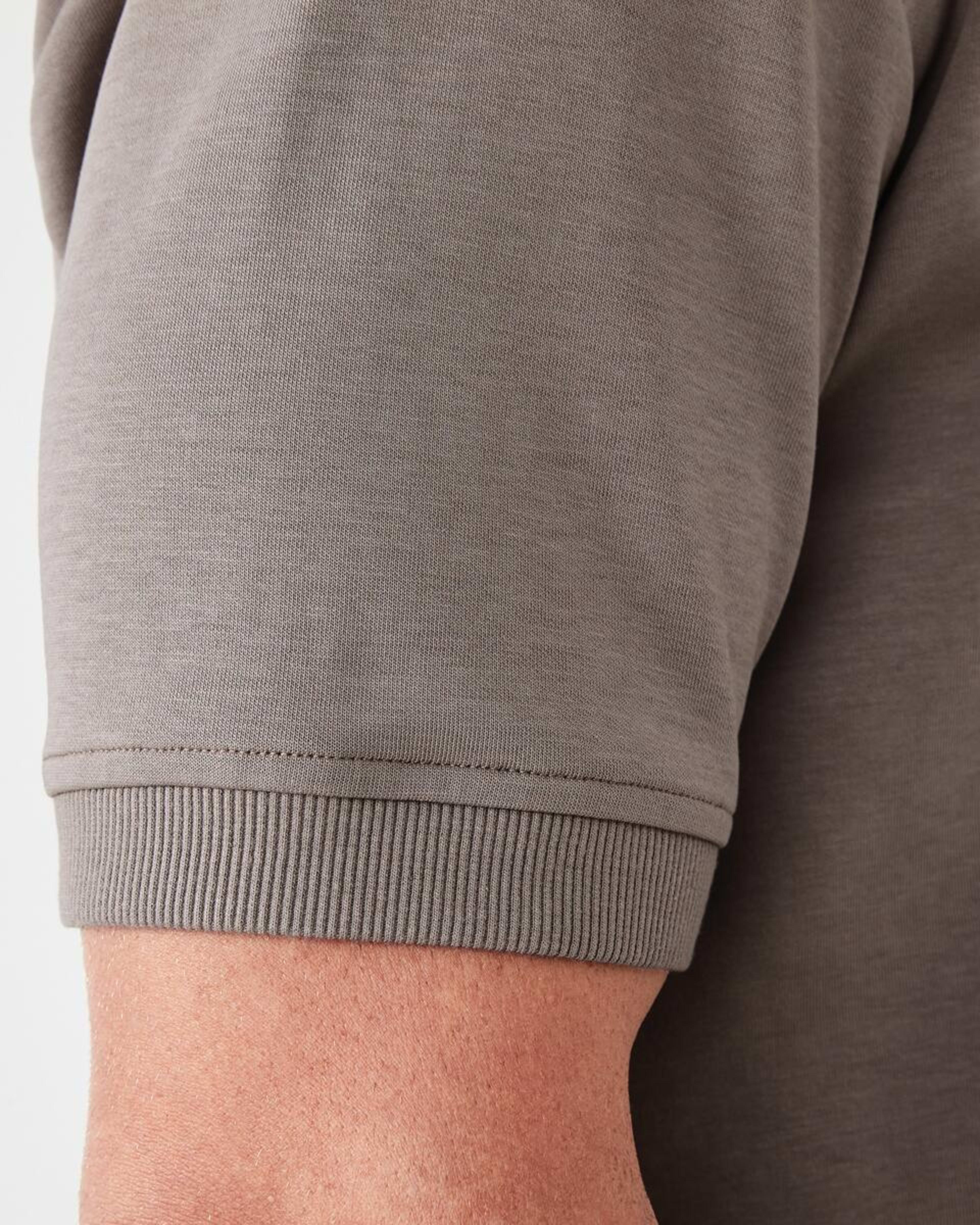 6 Oversized Interlock T-shirt DRIFT BROWN, 6 of 6