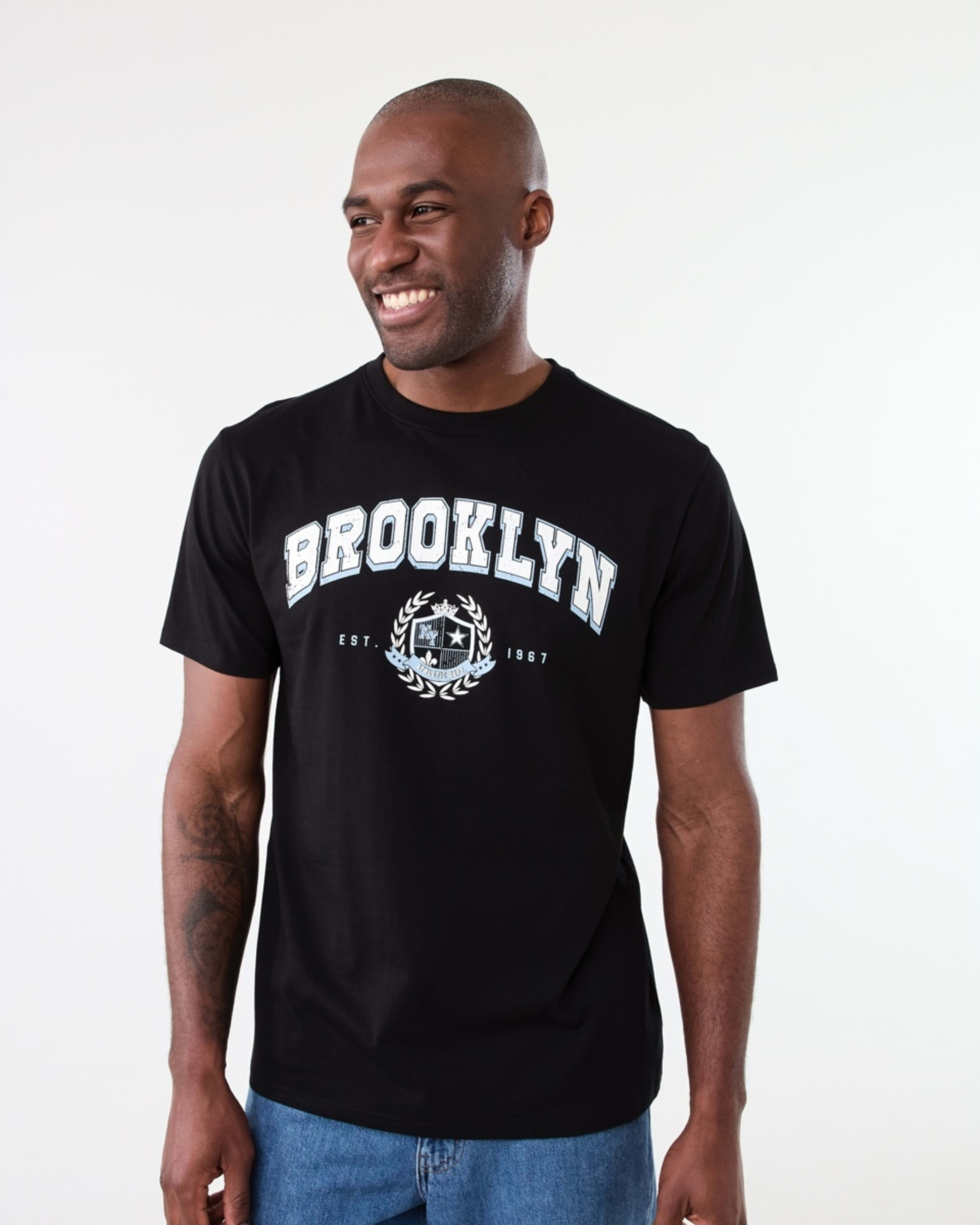 1 Print T-shirt Blk Brokln, 1 of 5