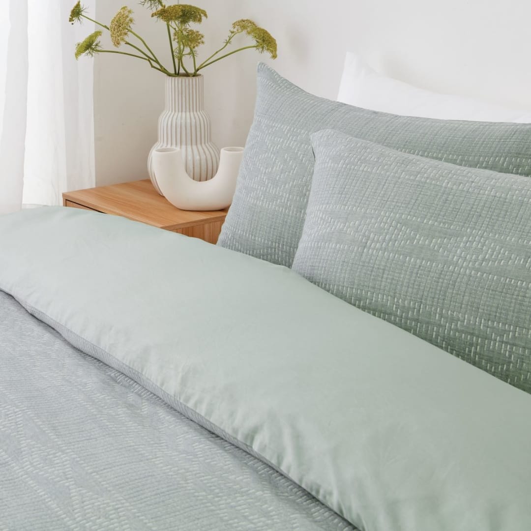 Isla Cotton Quilt Cover Set King Bed, Green and White Kmart