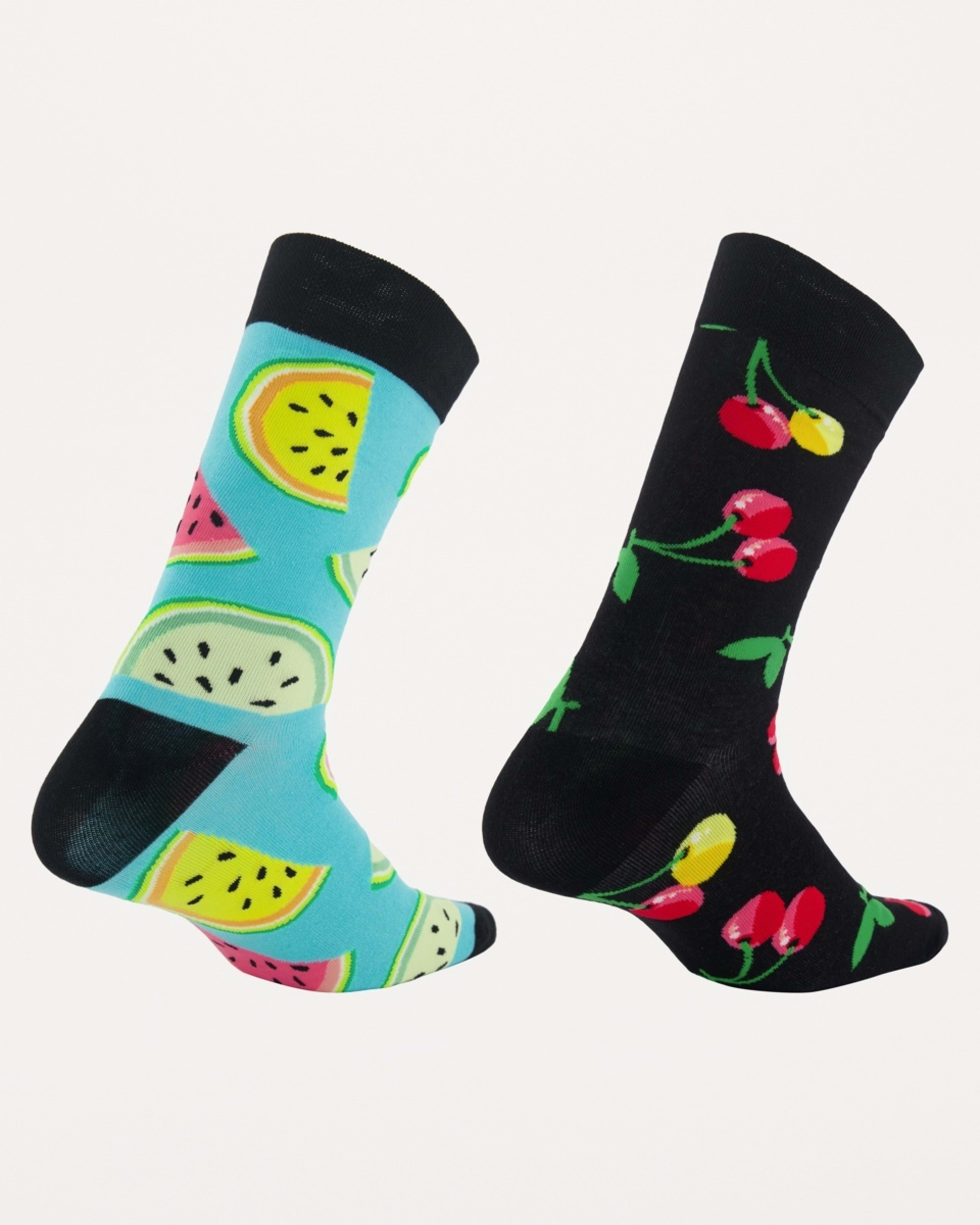 2 2 Pack Novelty Pattern Socks Froot Toot, 2 of 3