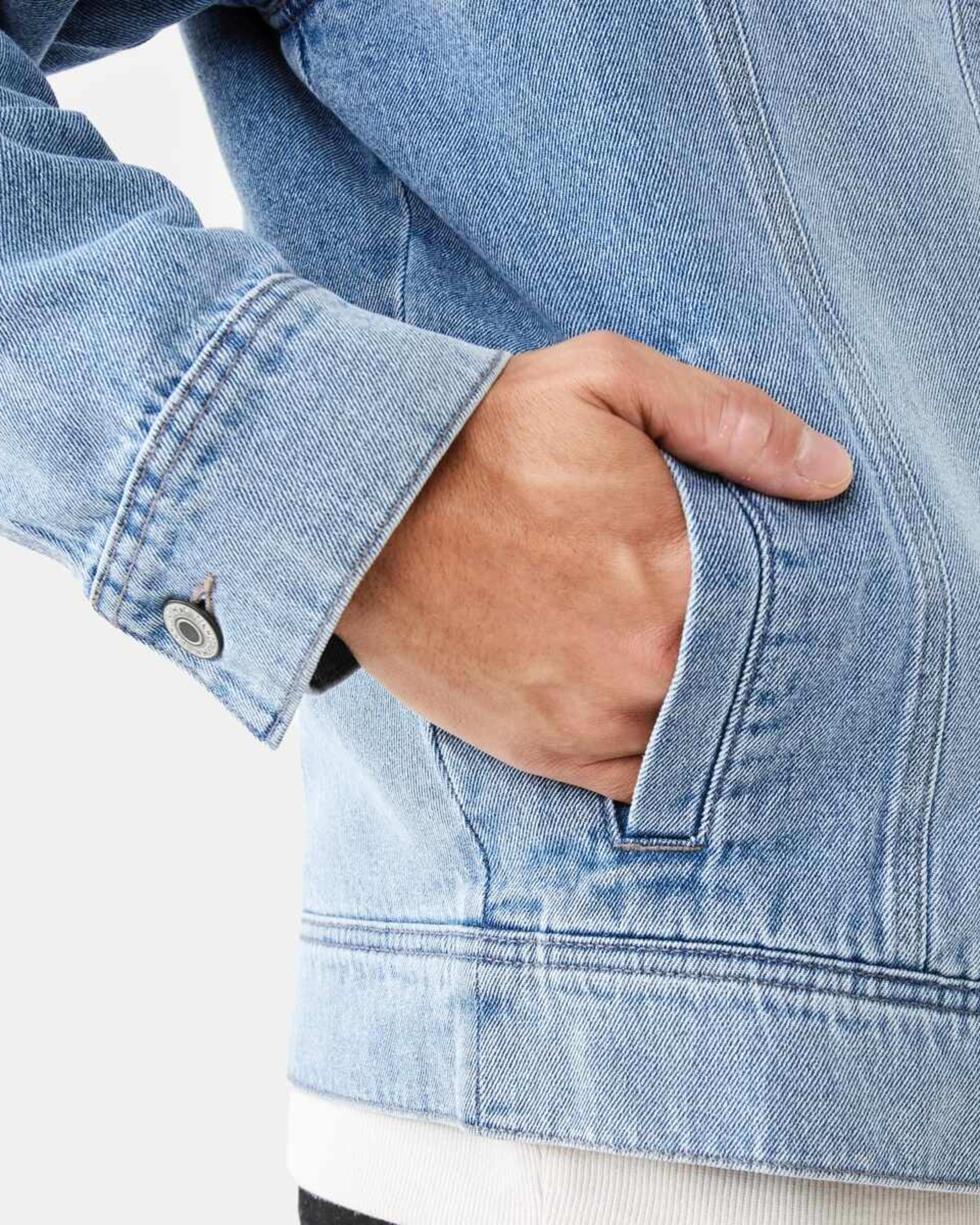 8 Denim Sherpa Jacket Light Wash, 8 of 8
