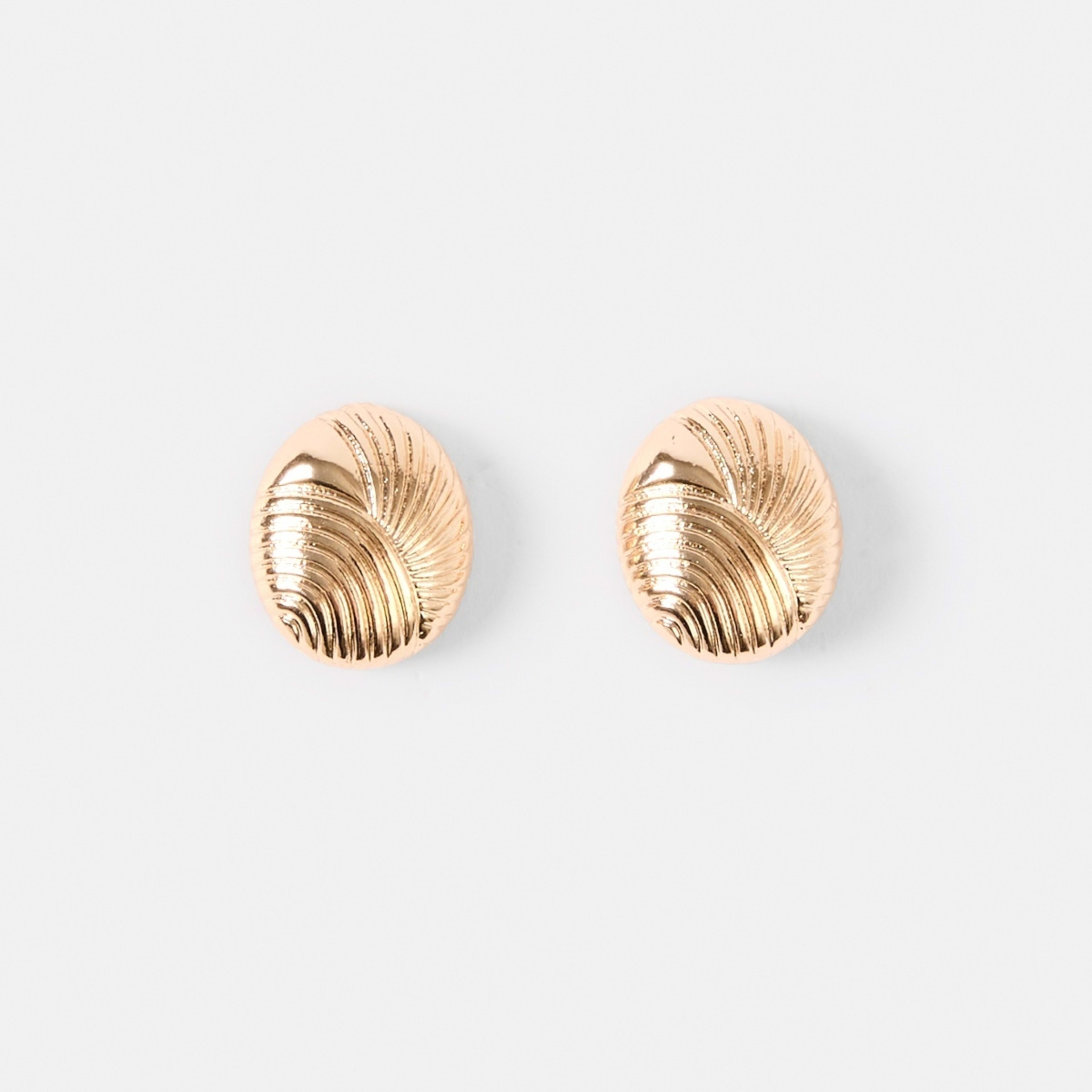 1 Oval Linear Stud Earrings - Gold Tone