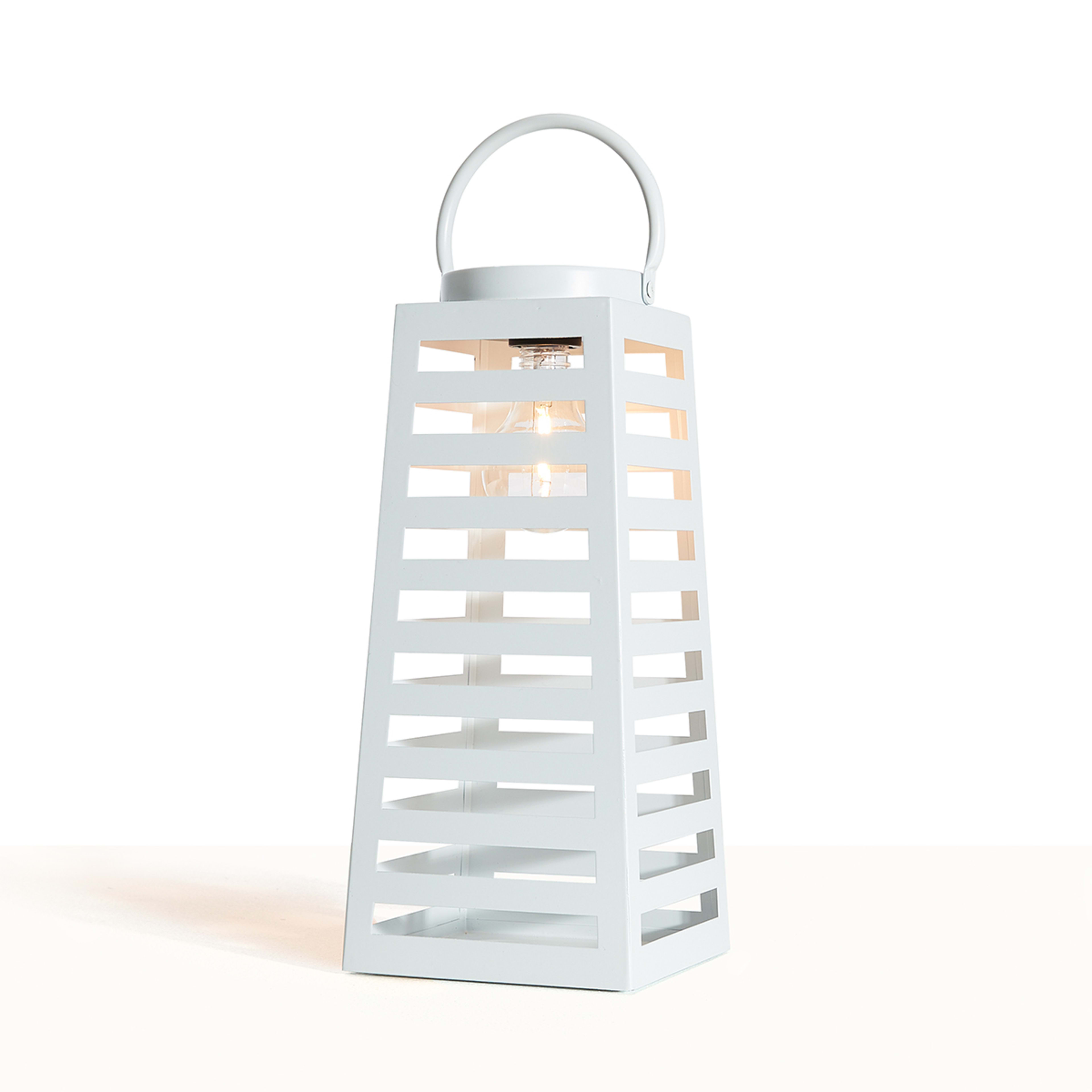 1 Avery Portable Indoor/Outdoor Lamp