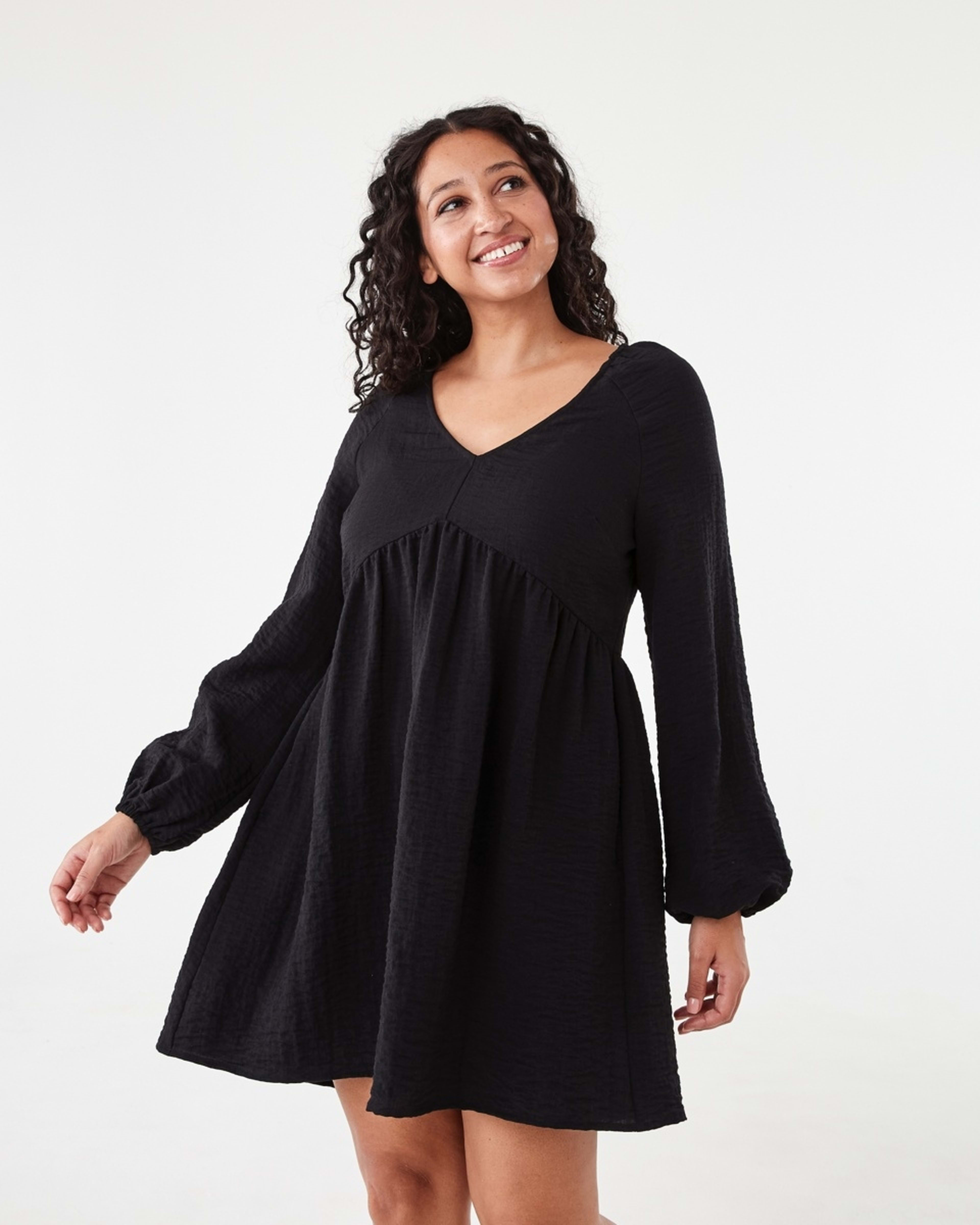2 Long Sleeve Textured Smock Mini Dress Black, 2 of 7