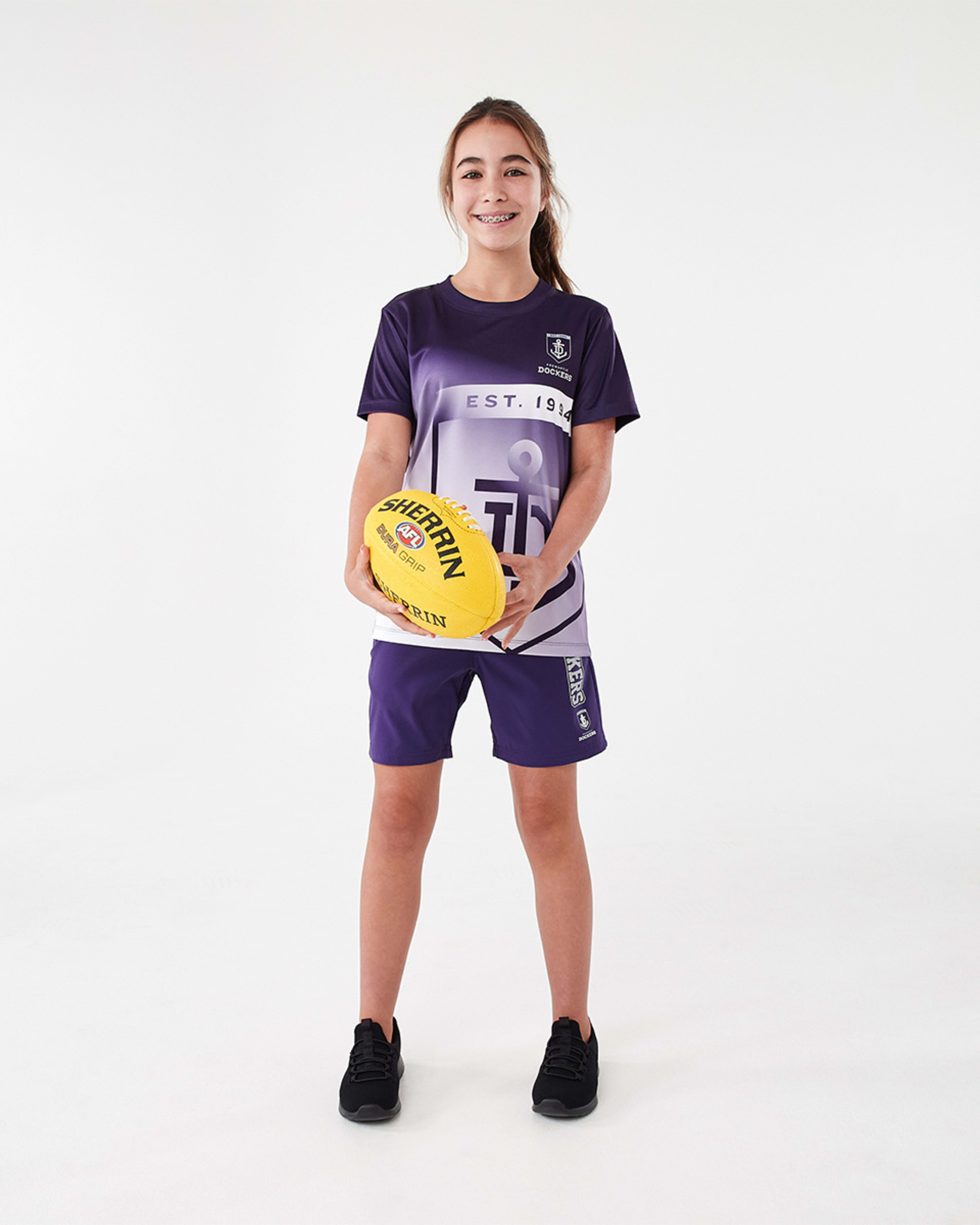 1 Official AFL Kids Training T-shirt Fremantle