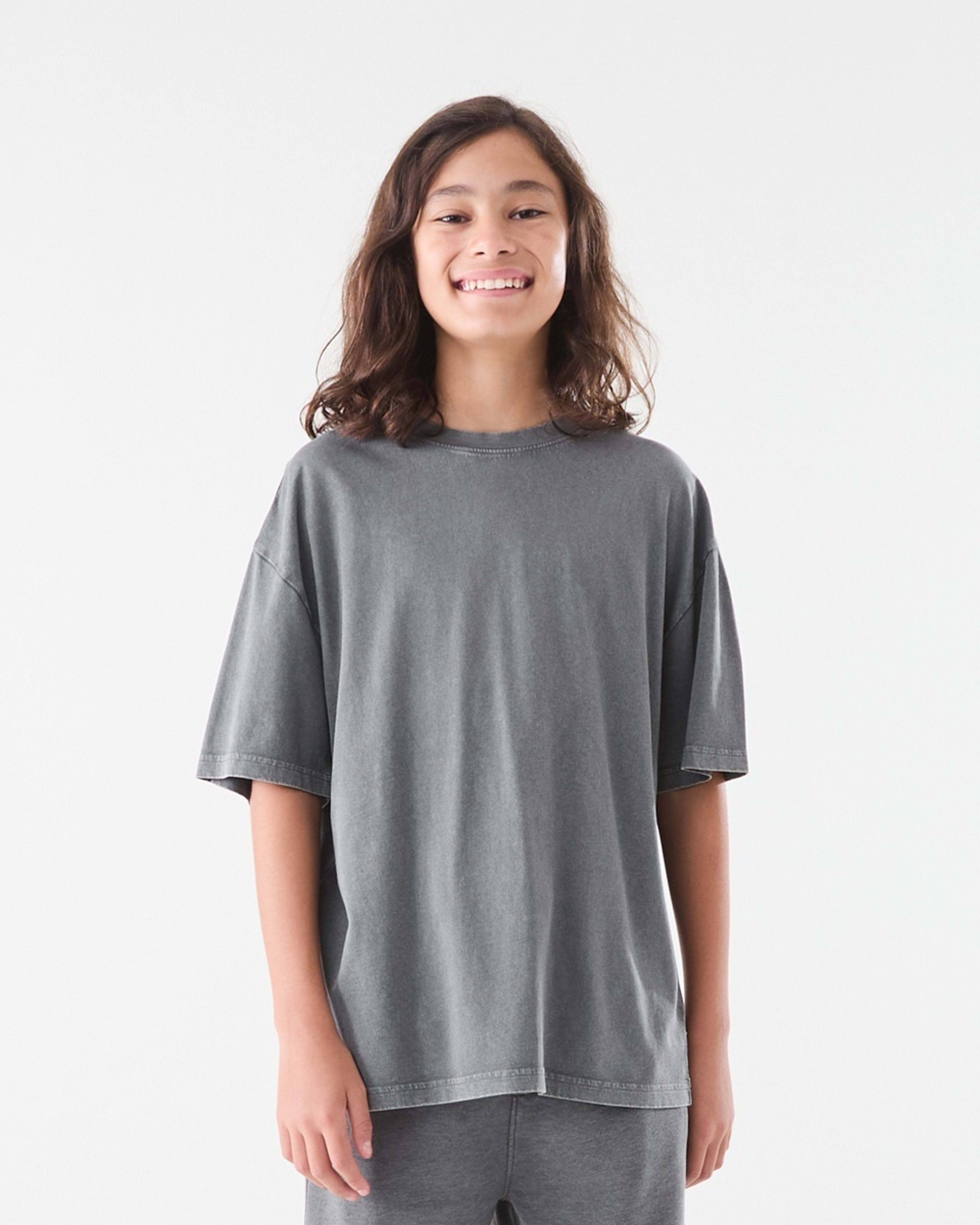 1 Short Sleeve Oversized Acid Wash T-shirt Magnet, 1 of 6