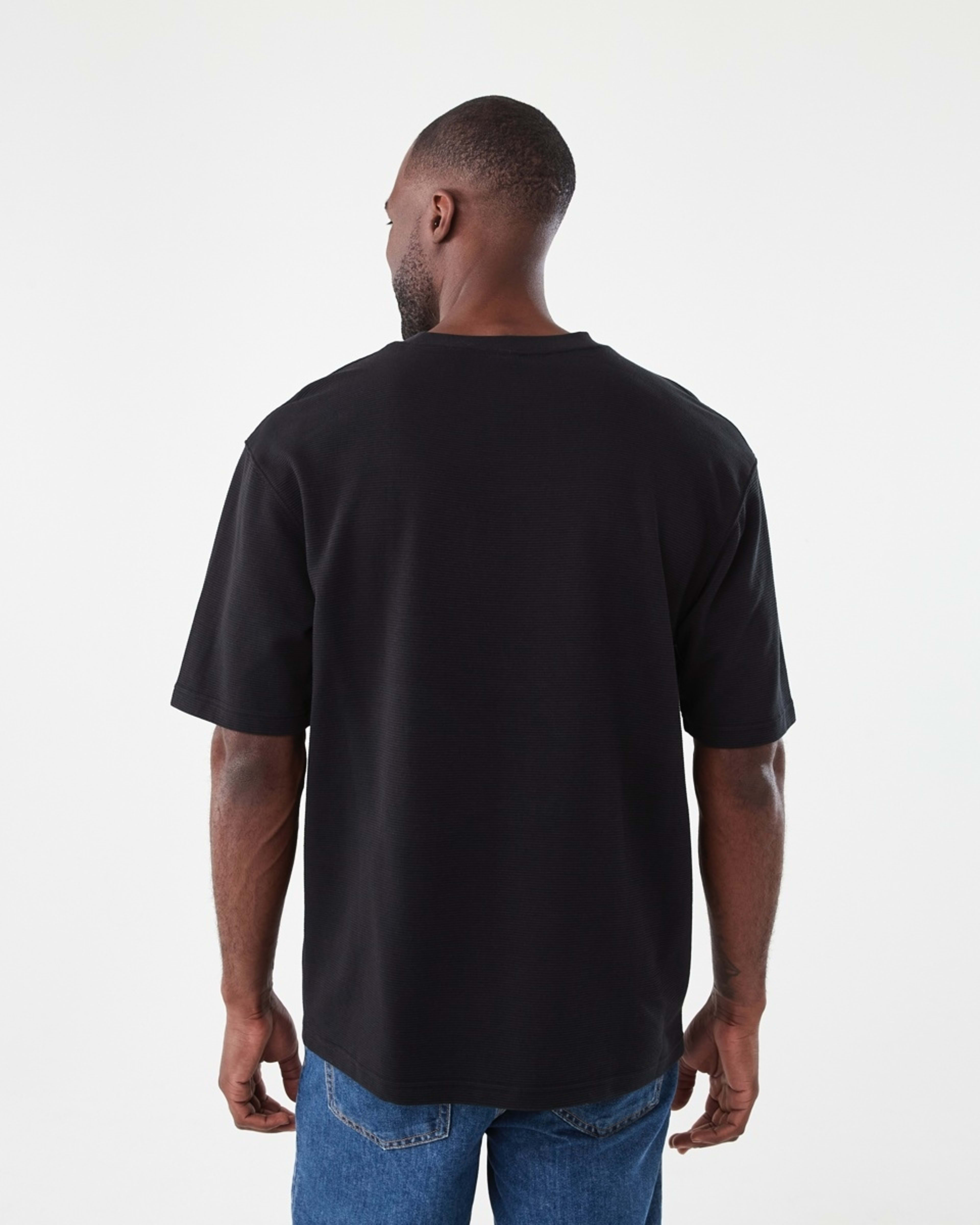 3 Oversized Ottoman T-shirt Black, 3 of 5