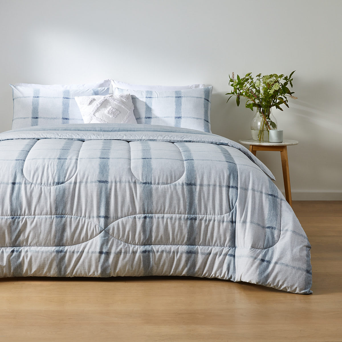 Kmart comforter outlet queen