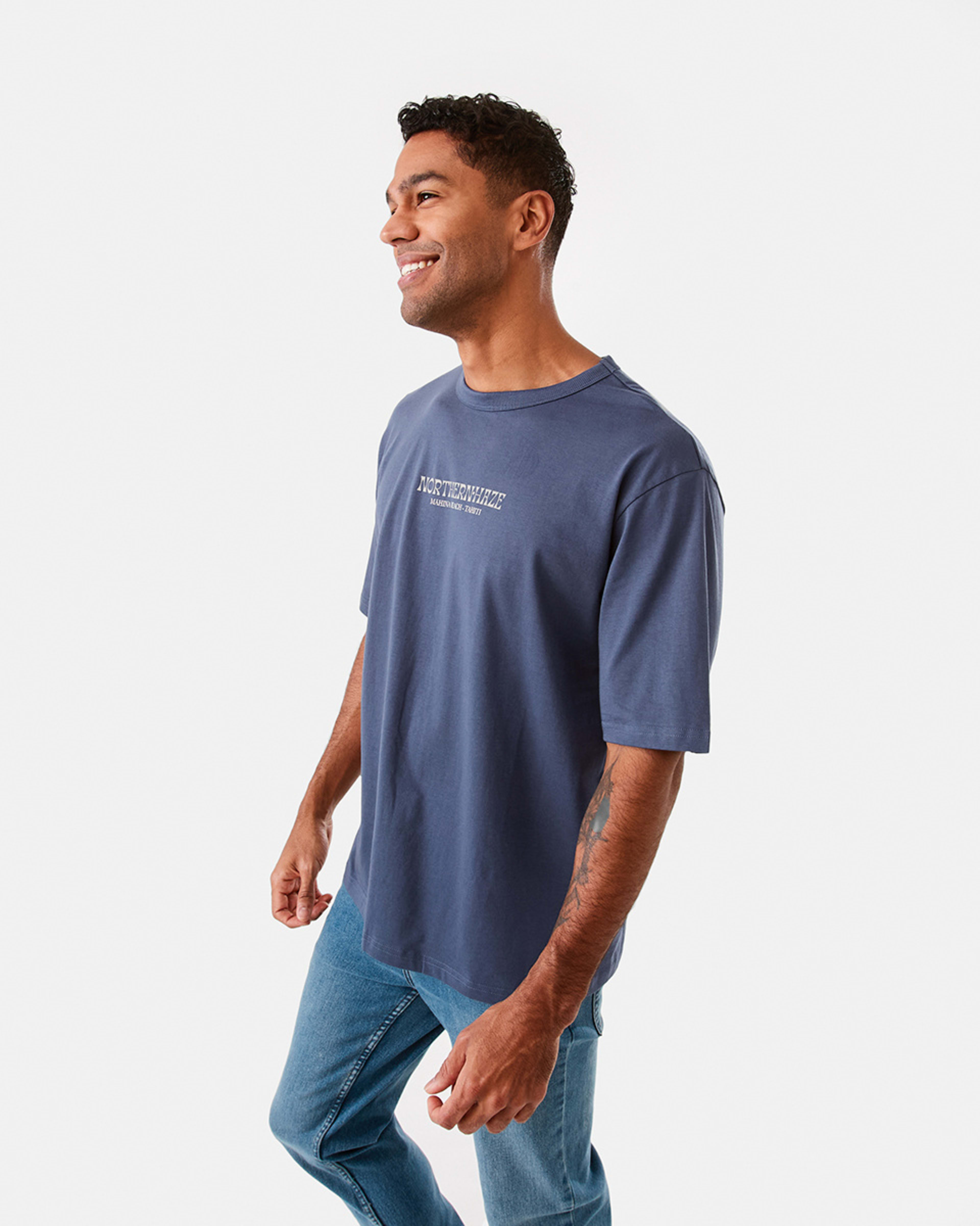 3 Oversized Graphic T-shirt Blu Ombre, 3 of 6