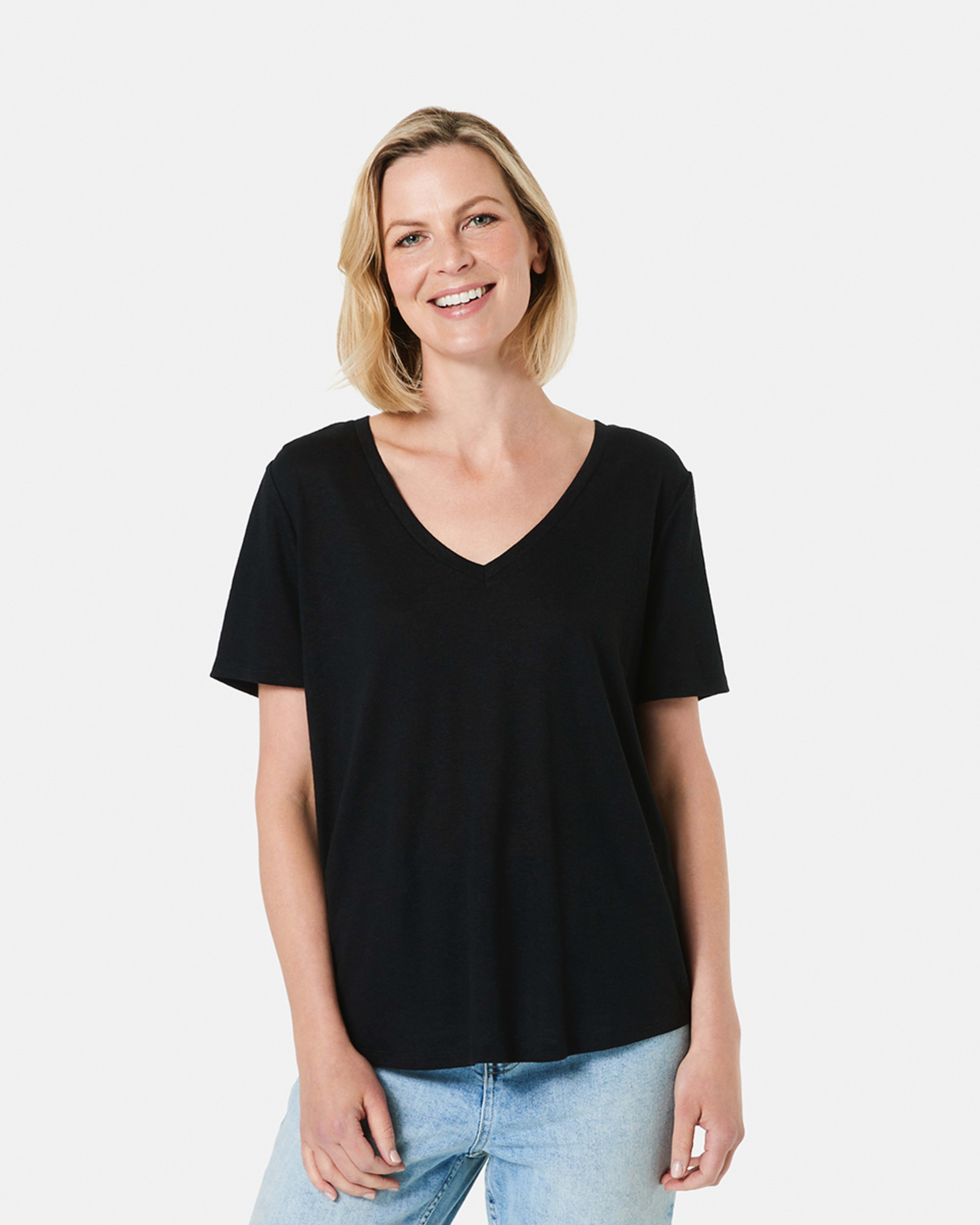 1 Linen Blend Short Sleeve V-Neck T-shirt Black, 1 of 5