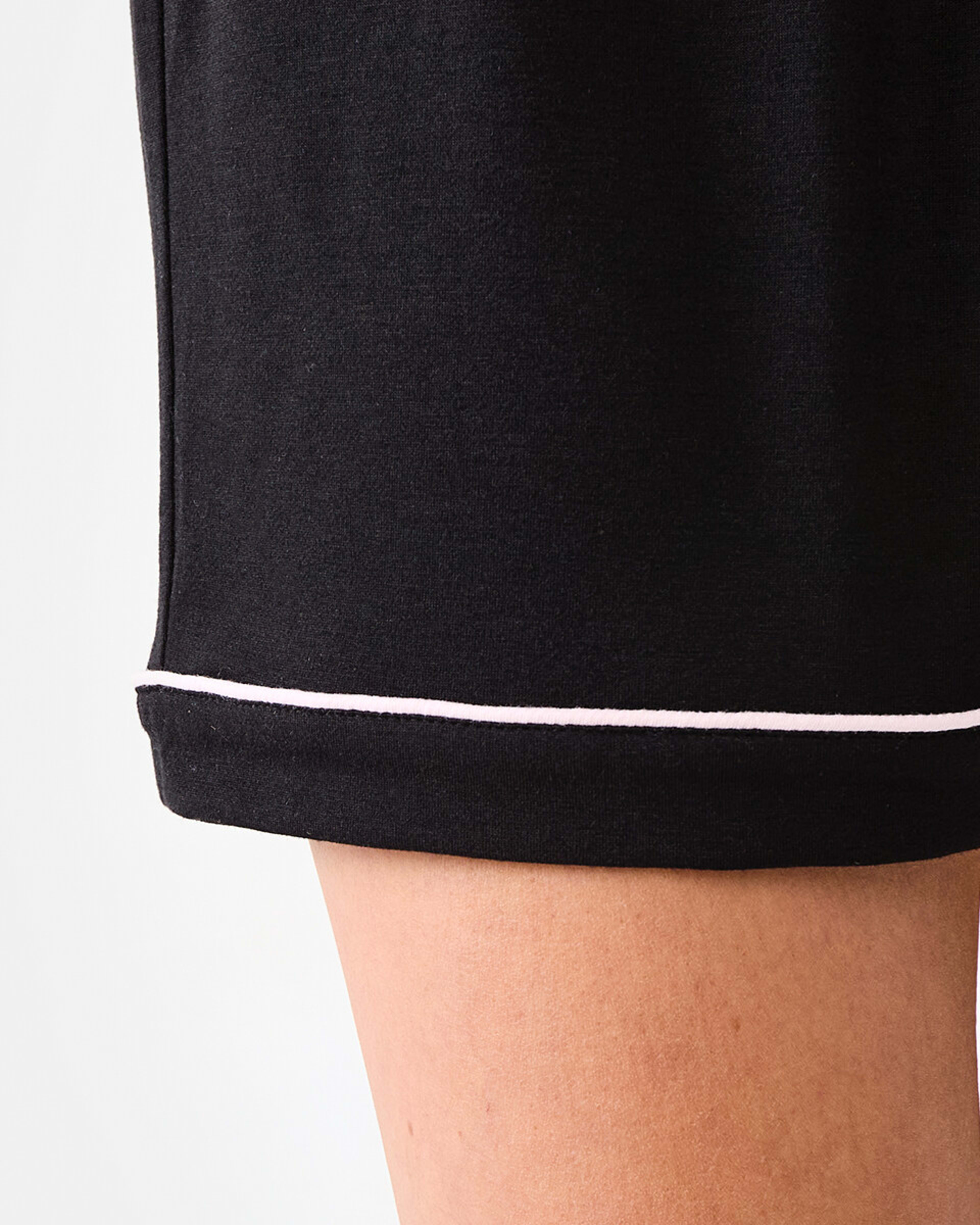 7 Short Sleeve Top and Shorts Comfort Pyjama Set BLACK, 7 of 8