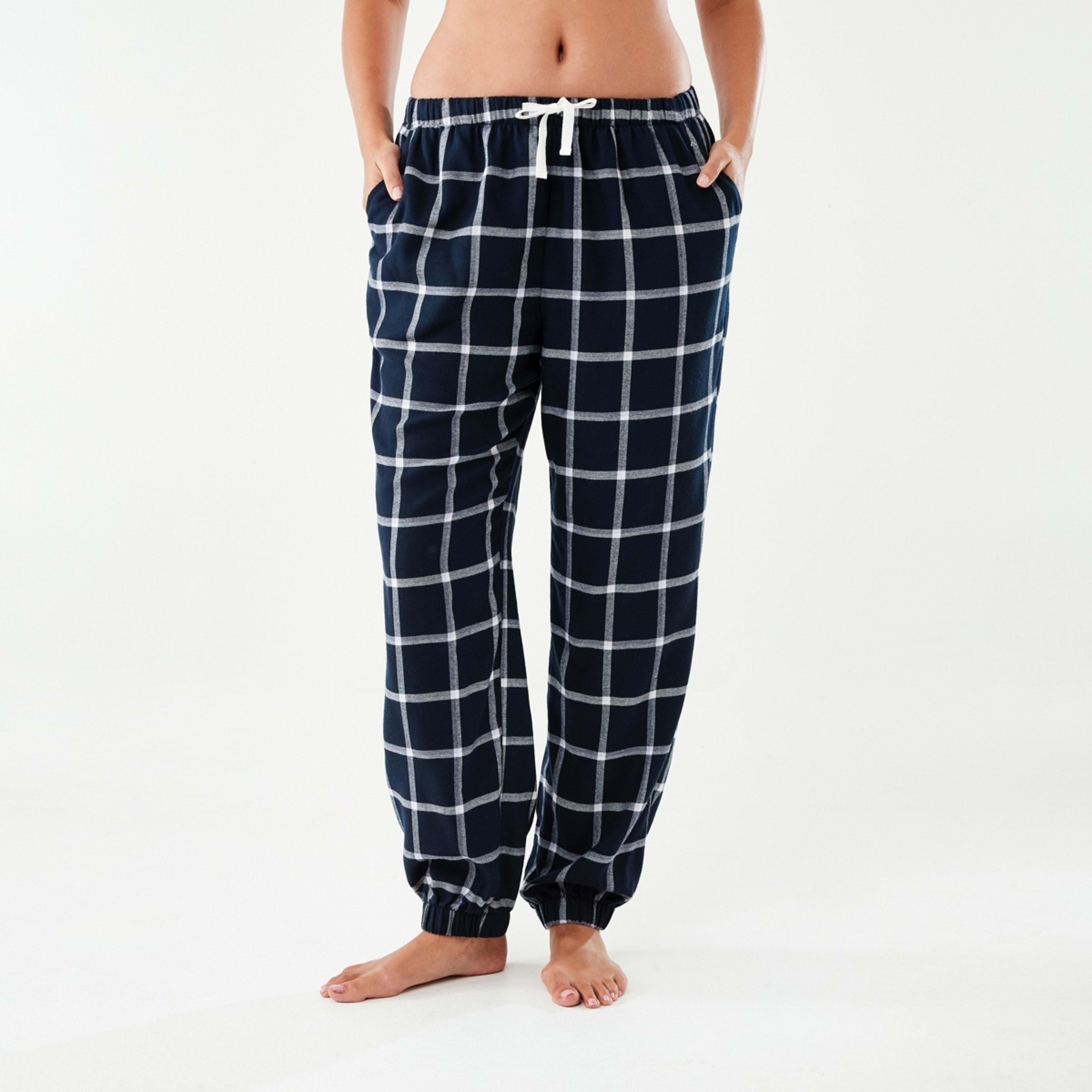 1 Cuffed Flannel Pants W Check N, 1 of 5