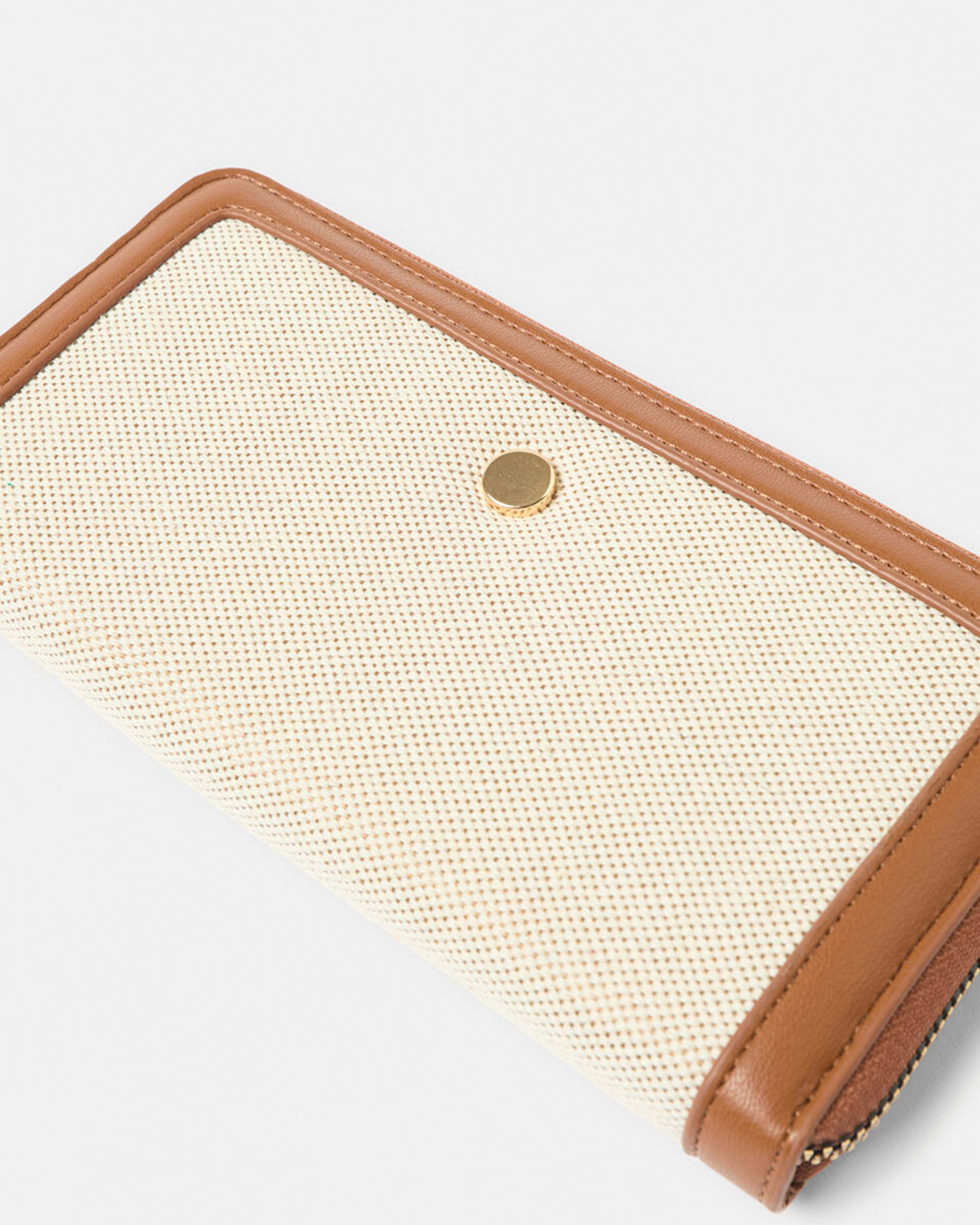 3 Contrast Large Purse Natural, 3 of 5