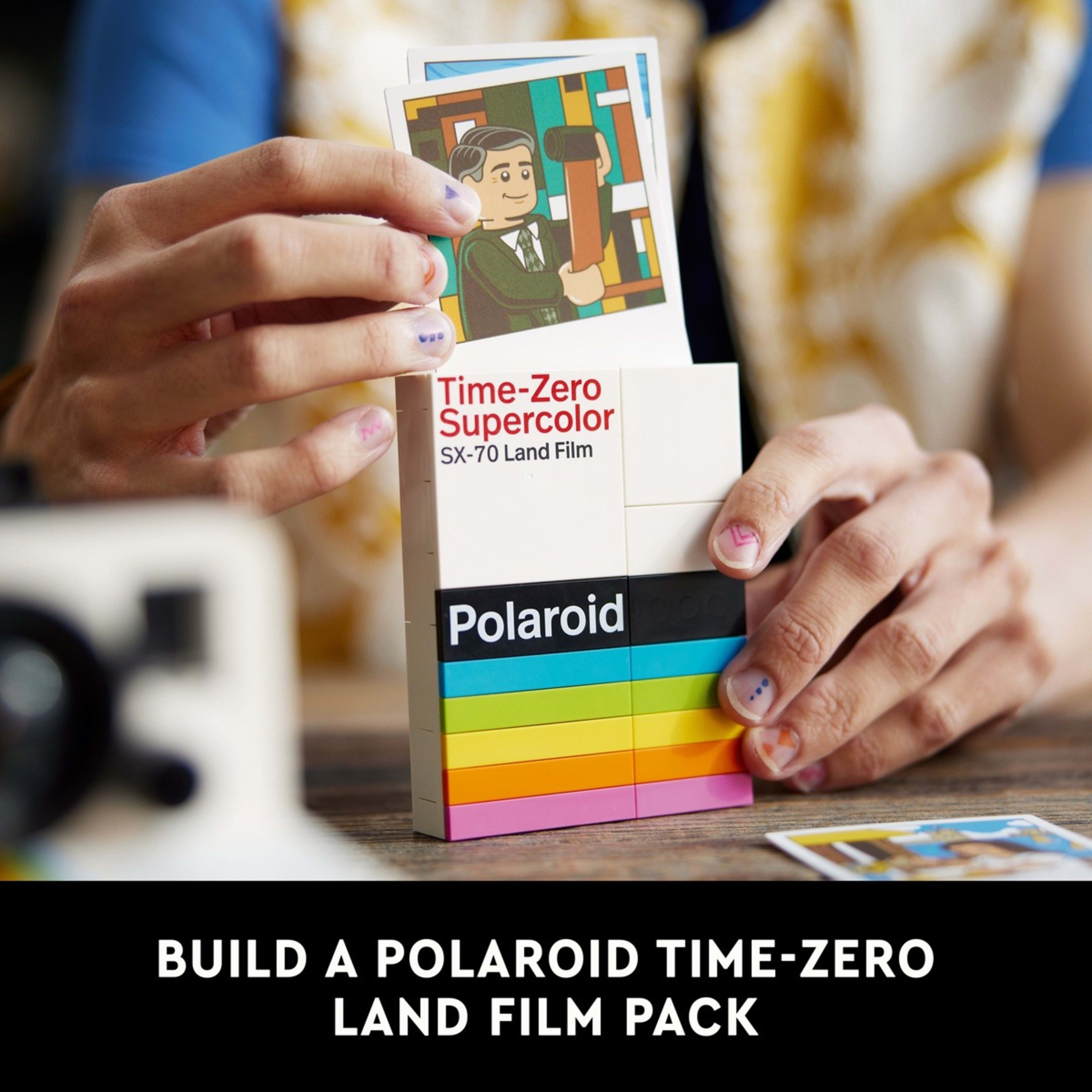 6 LEGO Ideas Polaroid OneStep SX-70 Camera 21345, 6 of 11
