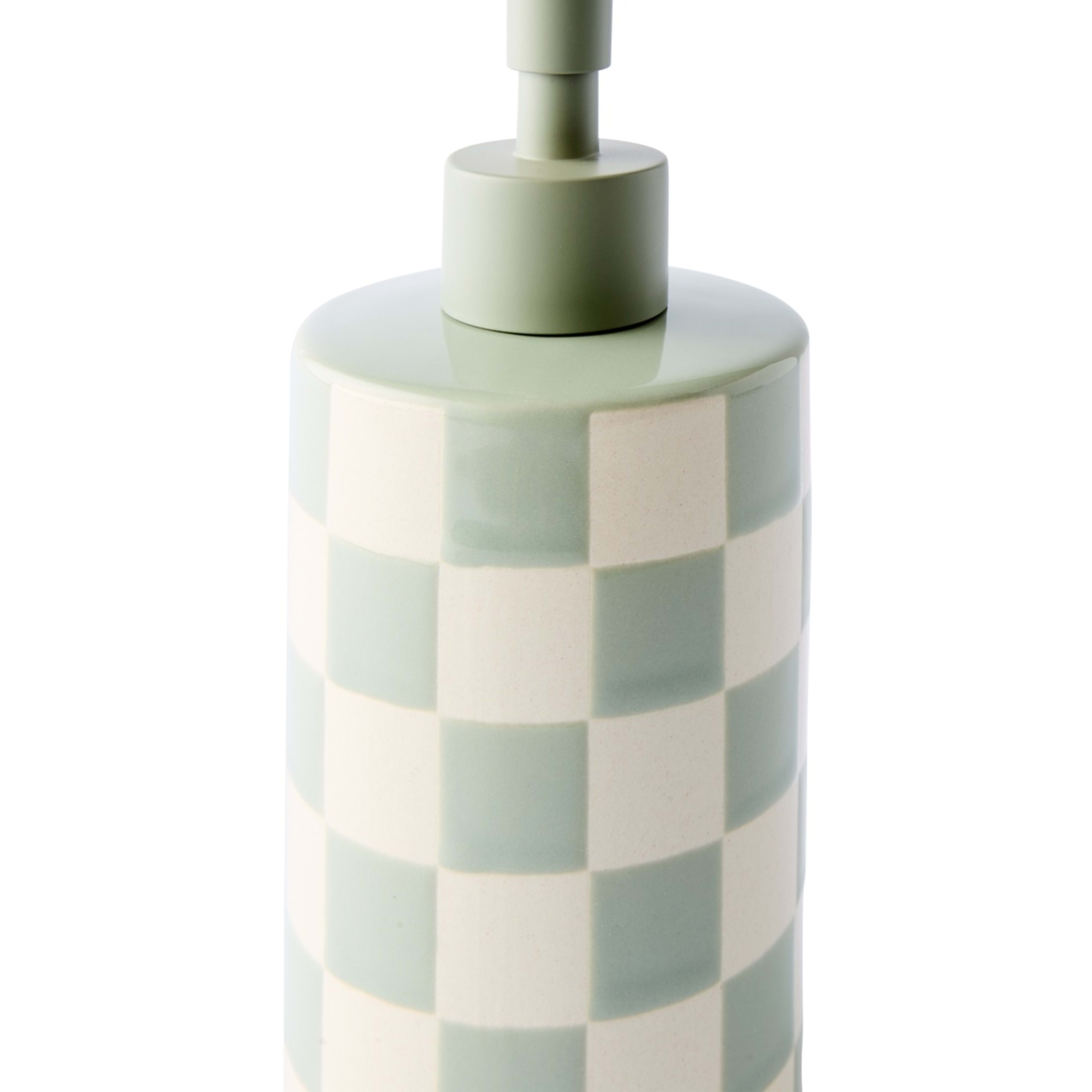 8 5 Piece Bathroom Accessories Set, 8 of 10